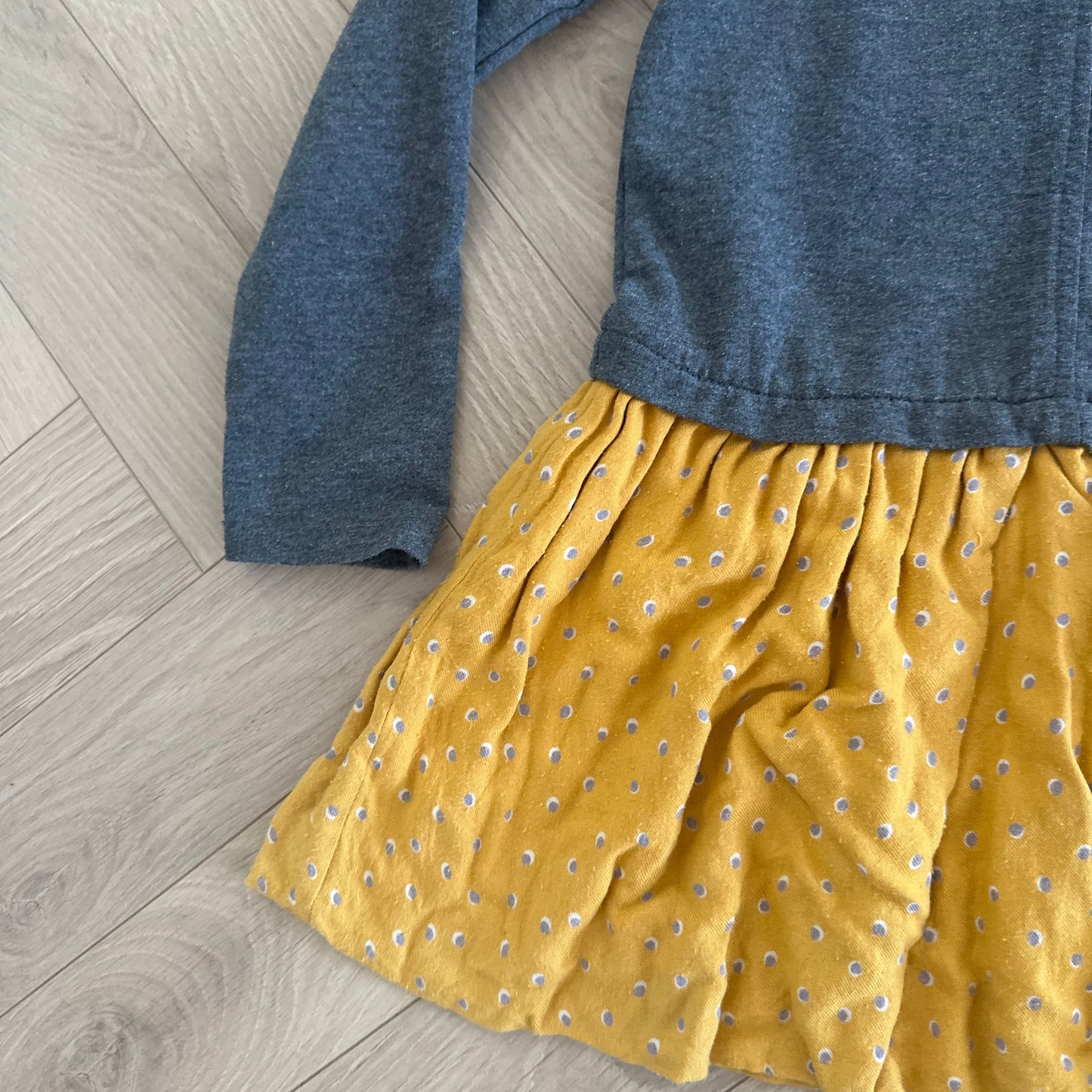 Robe Okaïdi : 6 ans