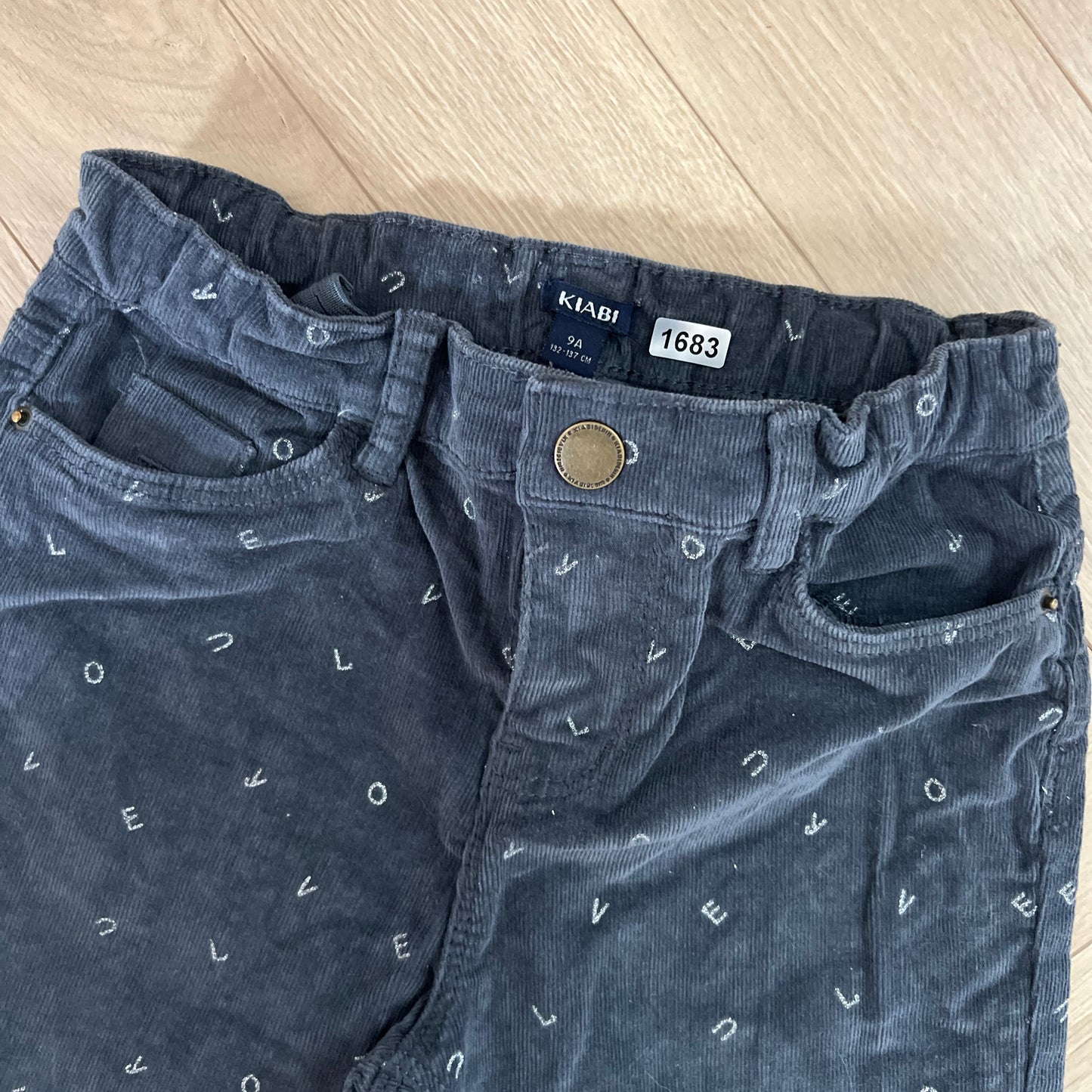 Pantalon Kiabi : 9 ans