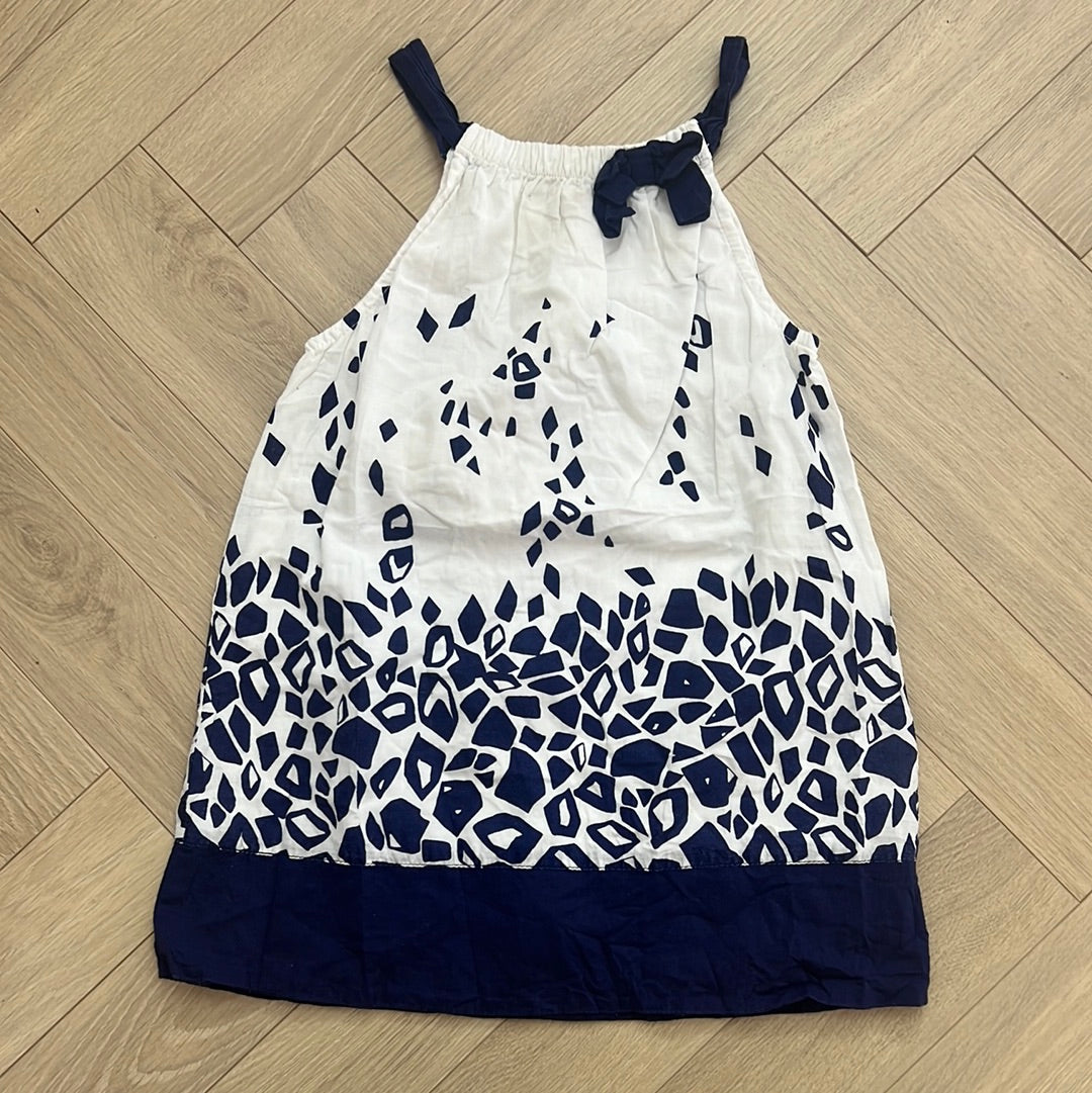 Robe U essentiel ￼ : 6 ans