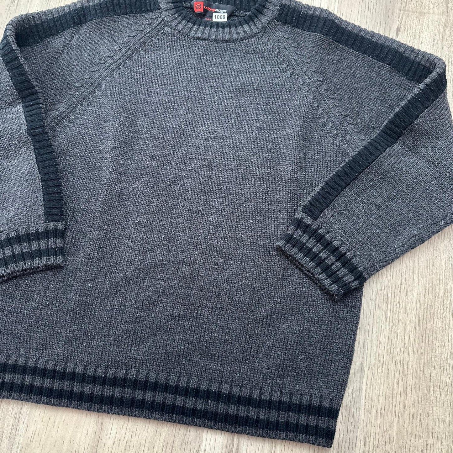 Pull vitrine edge : 12 ans