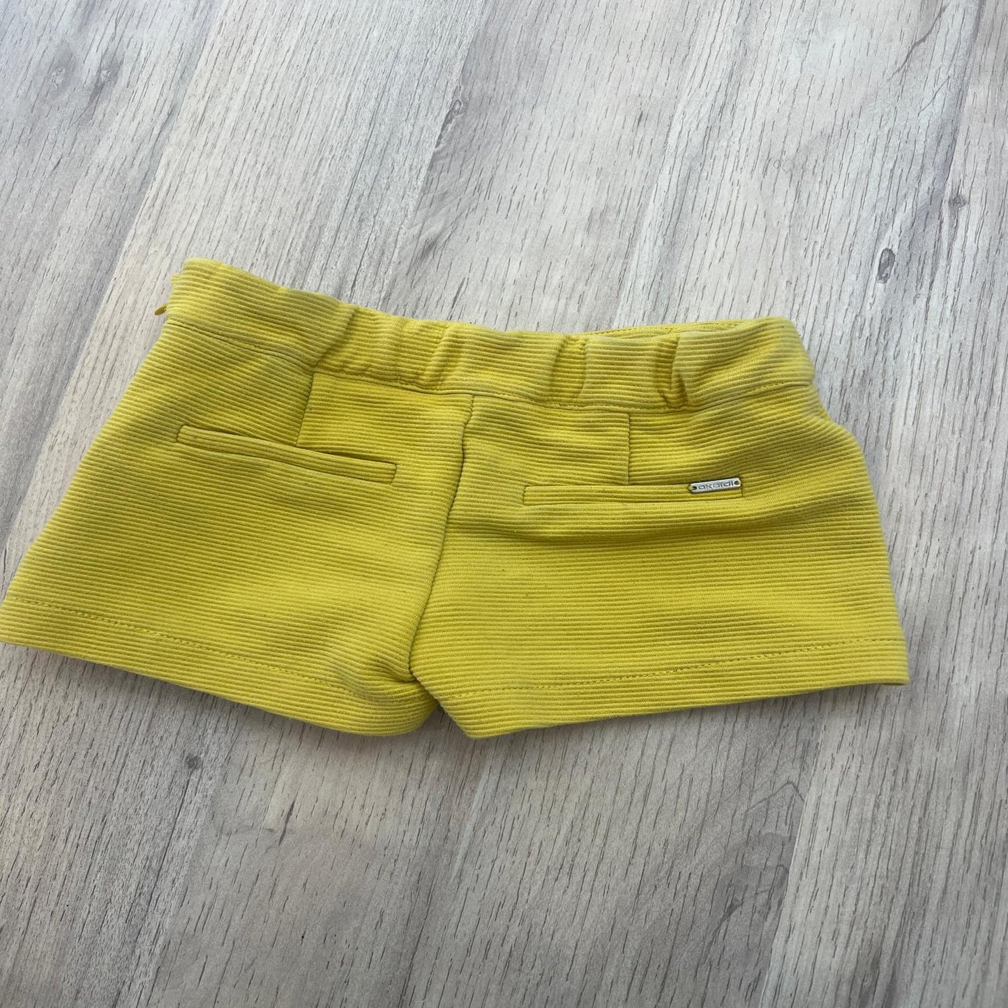 Short Okaidi : 3 ans