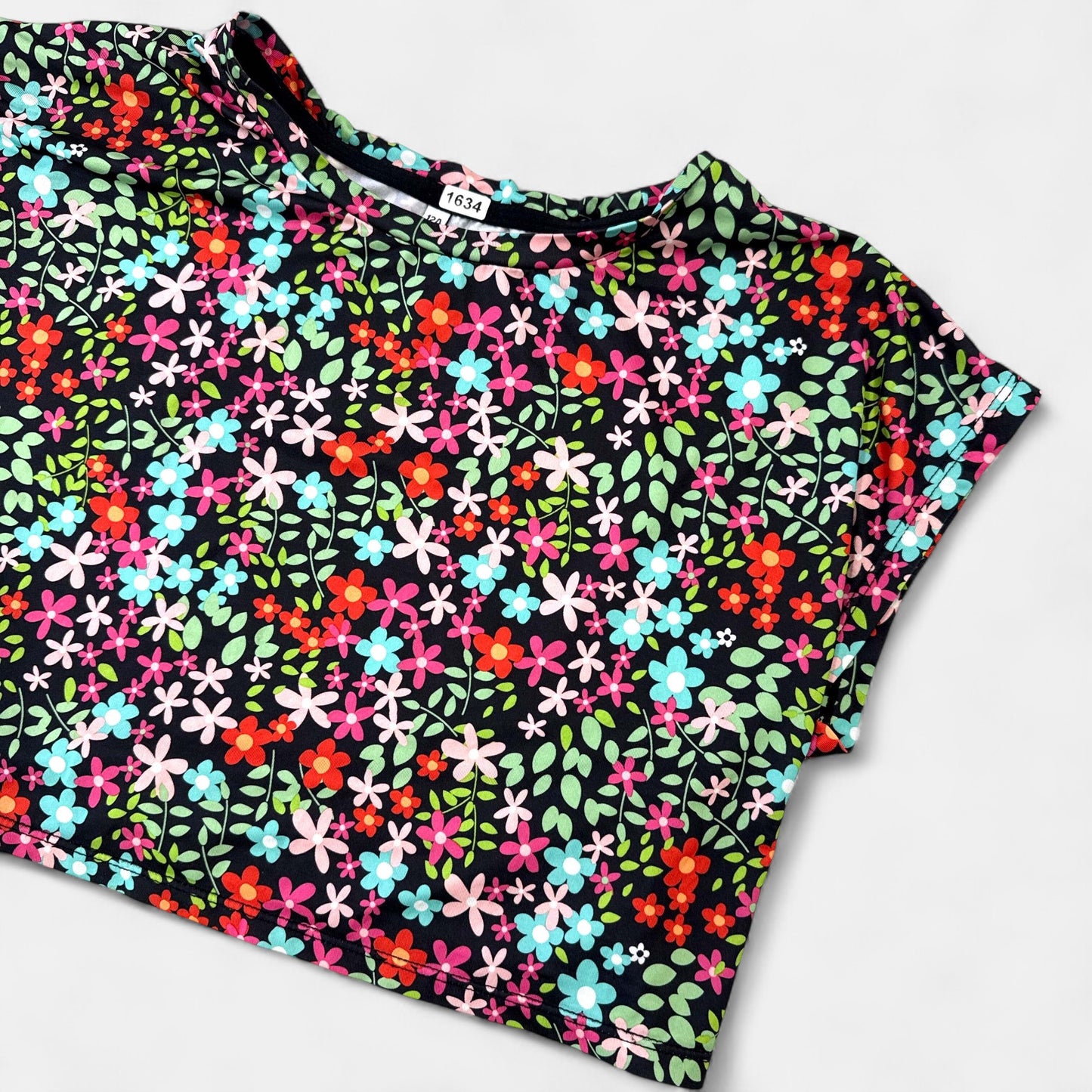 T-Shirt court fleuri : 12 ans