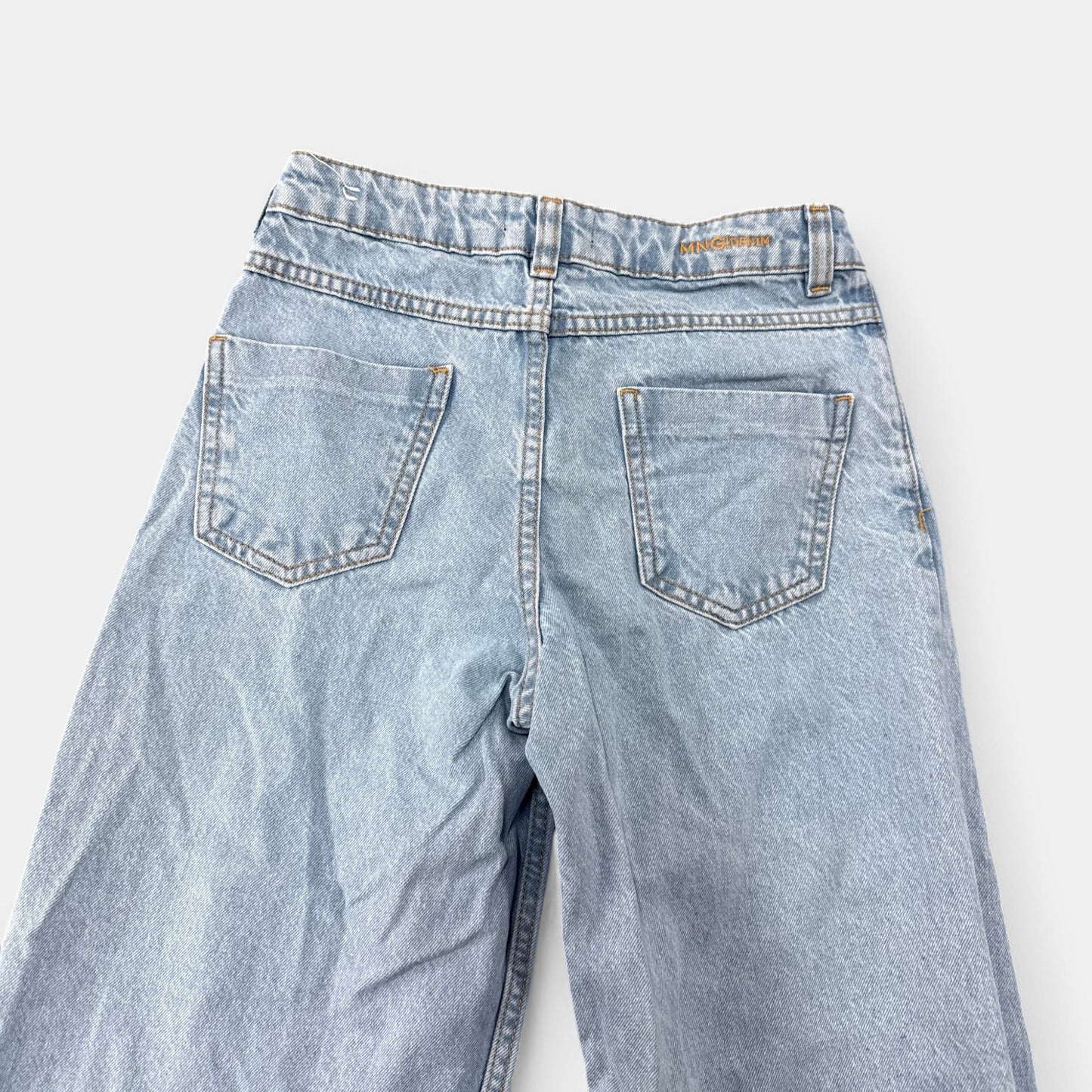 Pantalon Mango : 11 ans