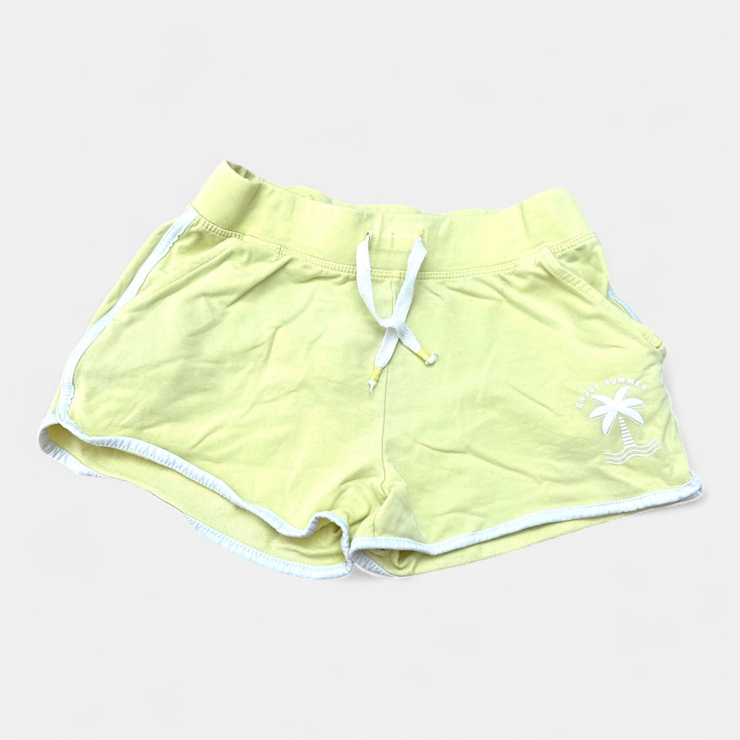 Short Okaïdi : 9 ans