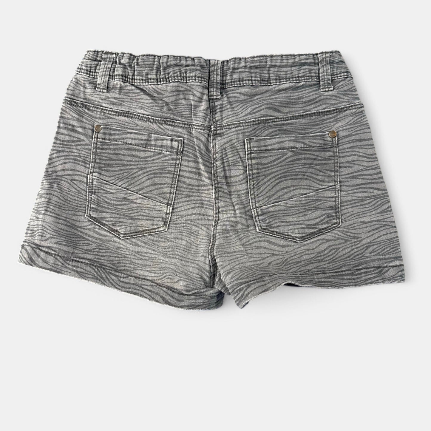 Short Bilook : 12 ans