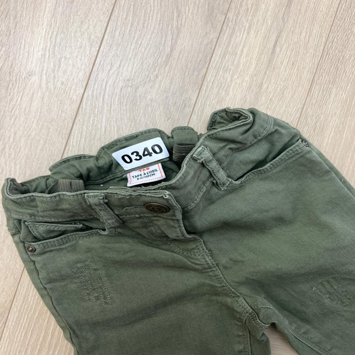 Pantalon Tape à l’œil : 5 ans