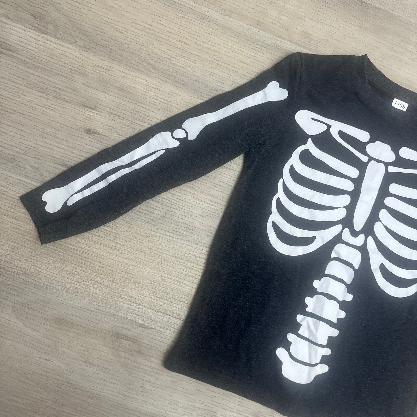 T-Shirt Gémo Halloween squelette : 6 ans