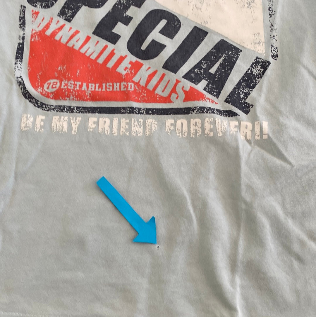 T-shirt tape-à-l’œil : 6 ans