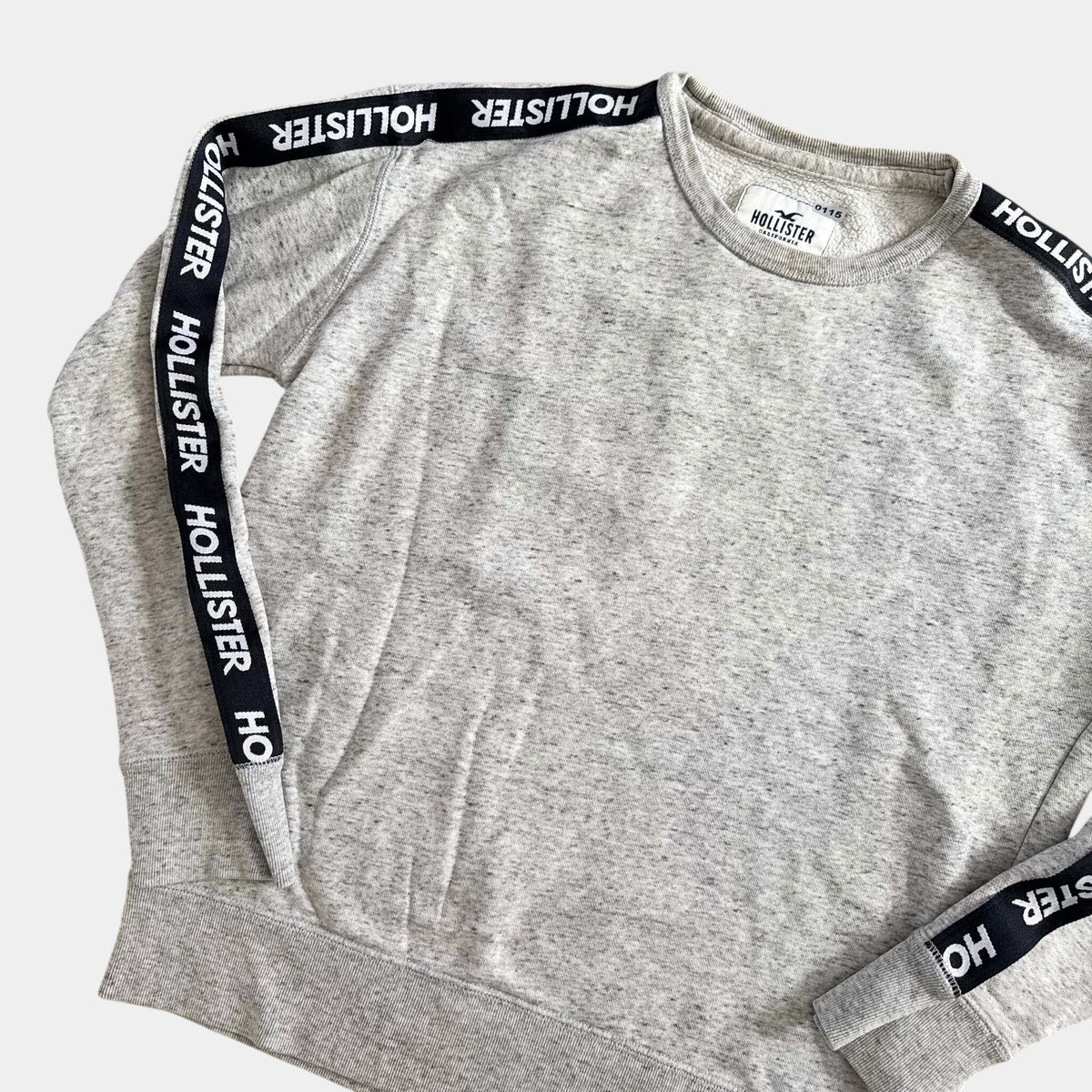Pull Hollister : 16 ans