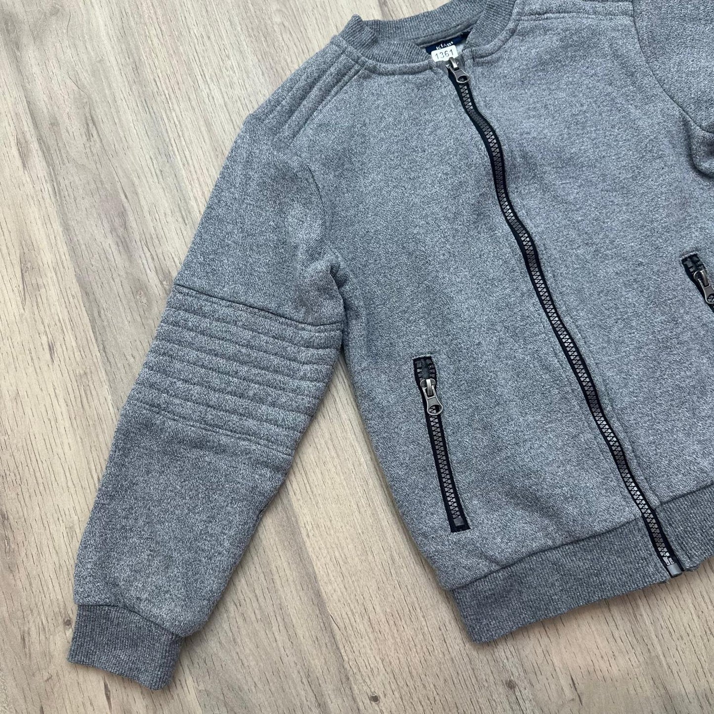 Gilet Kiabi : 8 ans