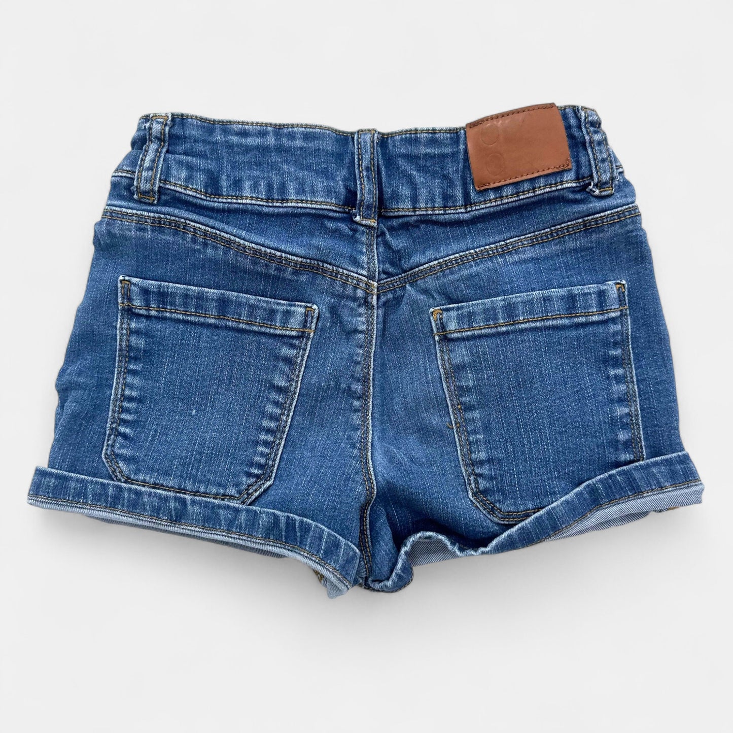 Short Okaïdi : 9 ans