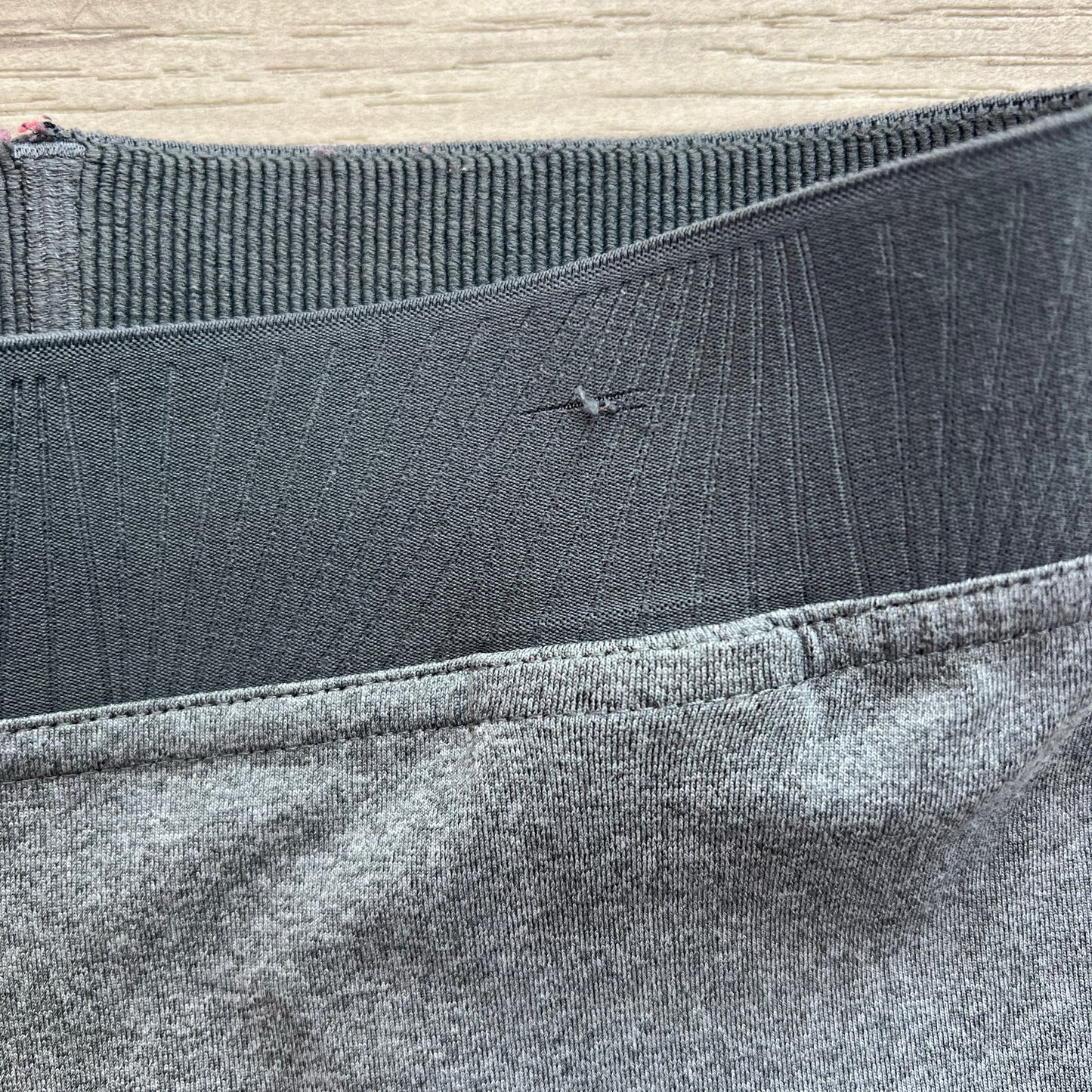 Pantalon Adidas : 9 ans