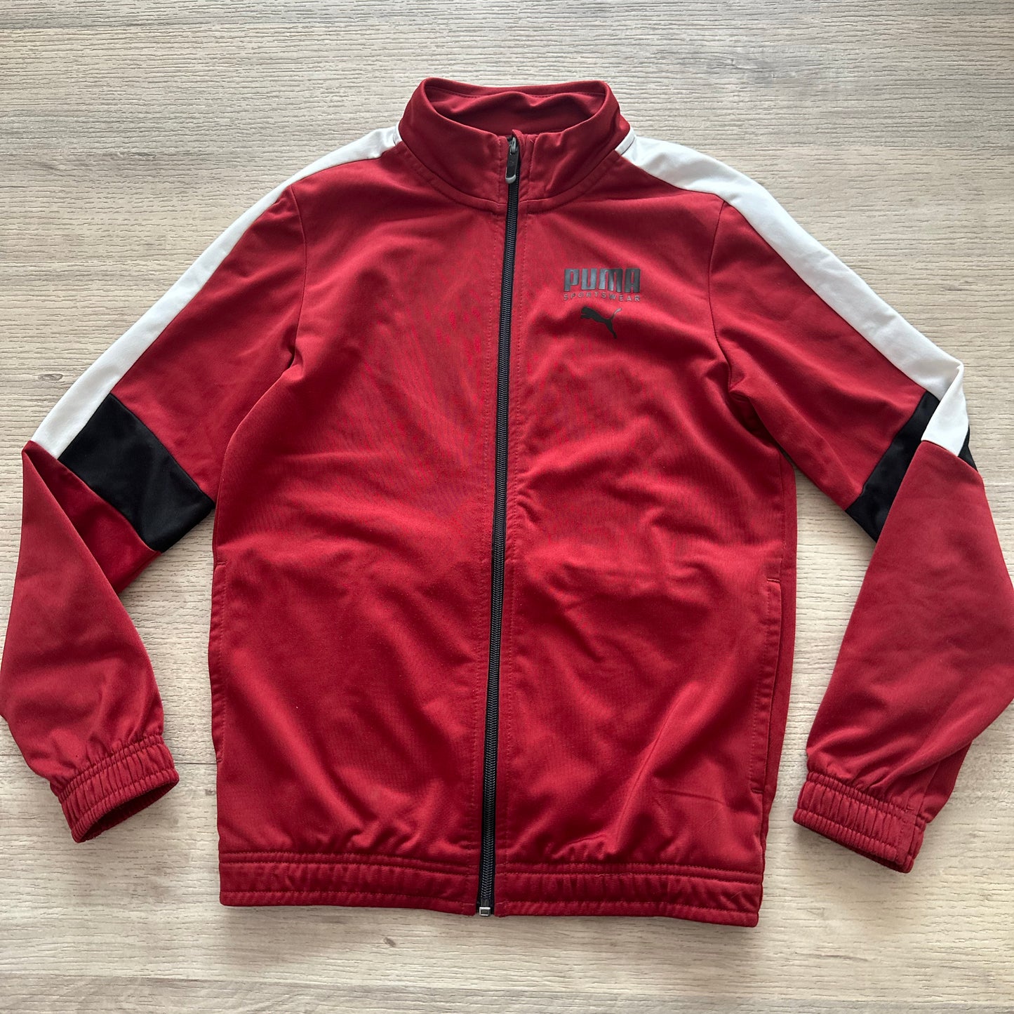 Tenue de sport Puma : 12 ans