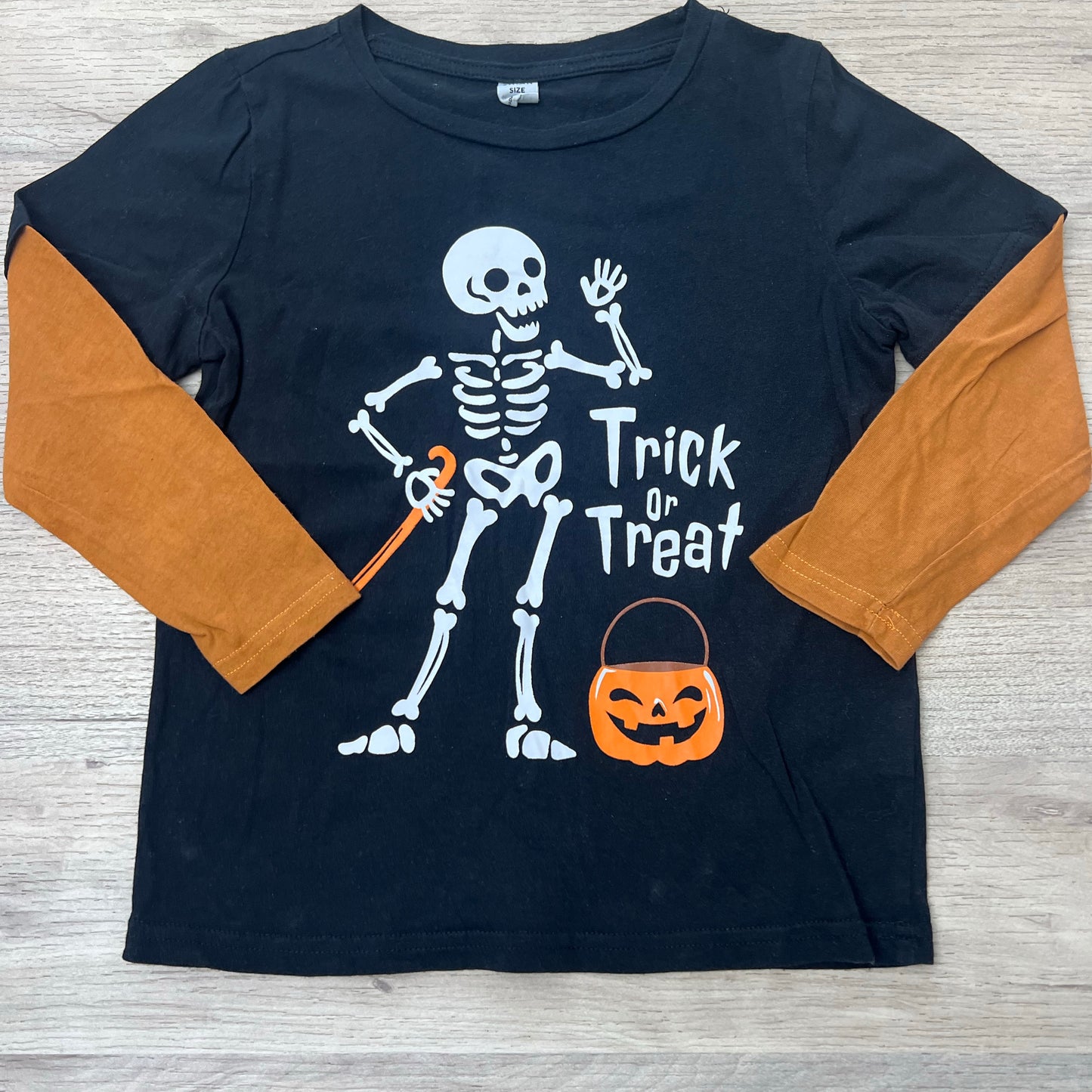 T-Shirt Trick or treat : 6 ans