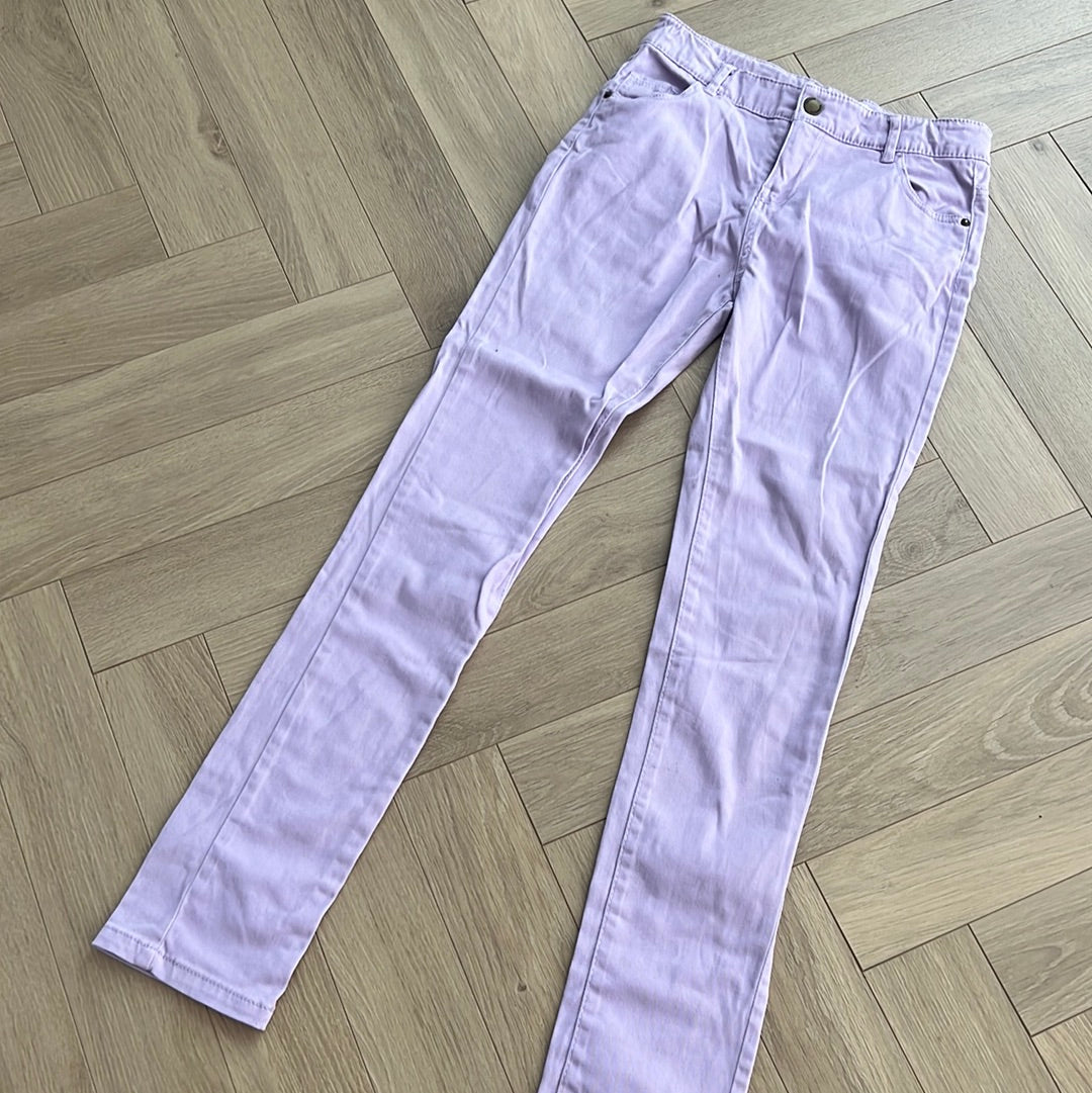 Pantalon tape à l’œil : 12 ans