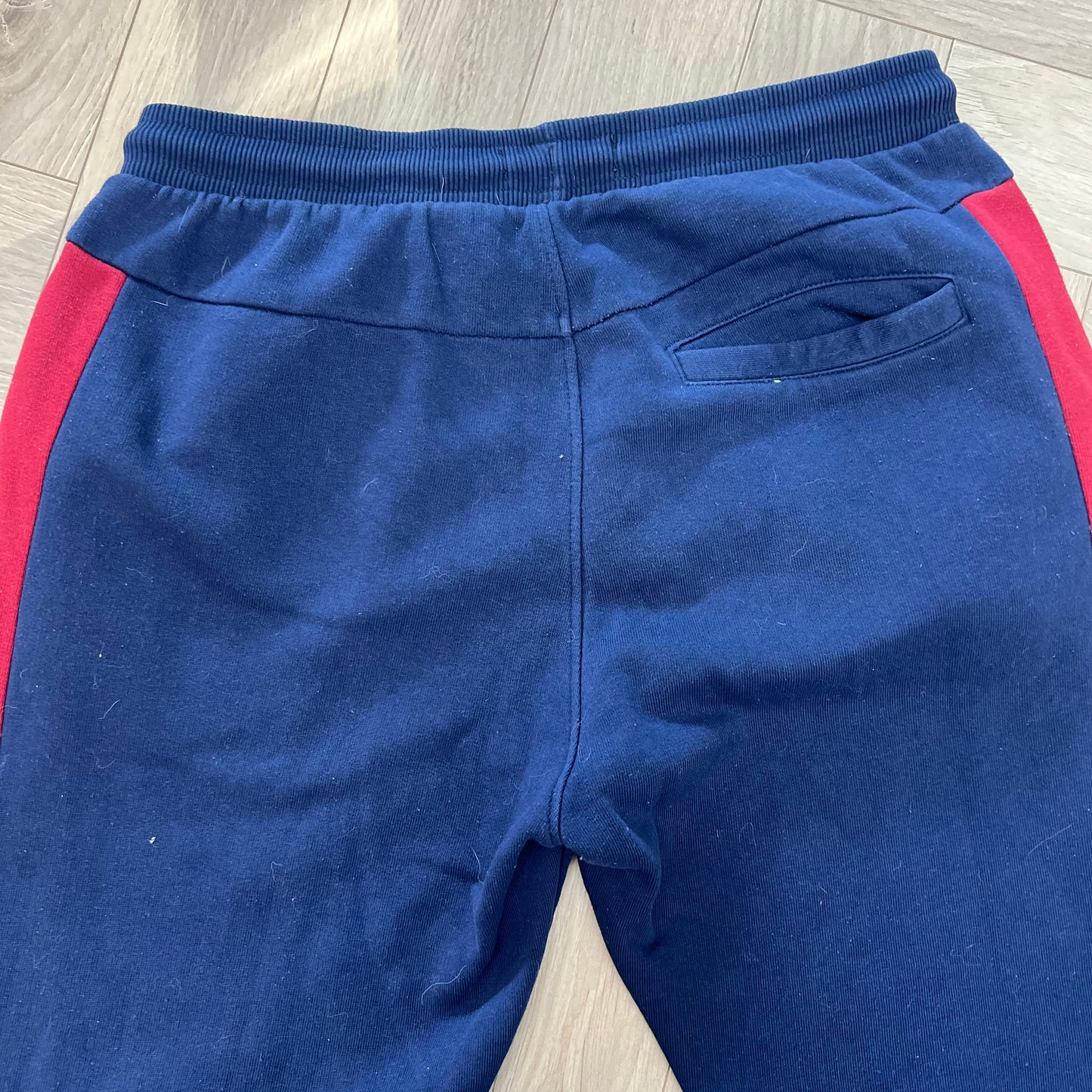 Pantalon Sport Galeries Lafayette : 14 ans
