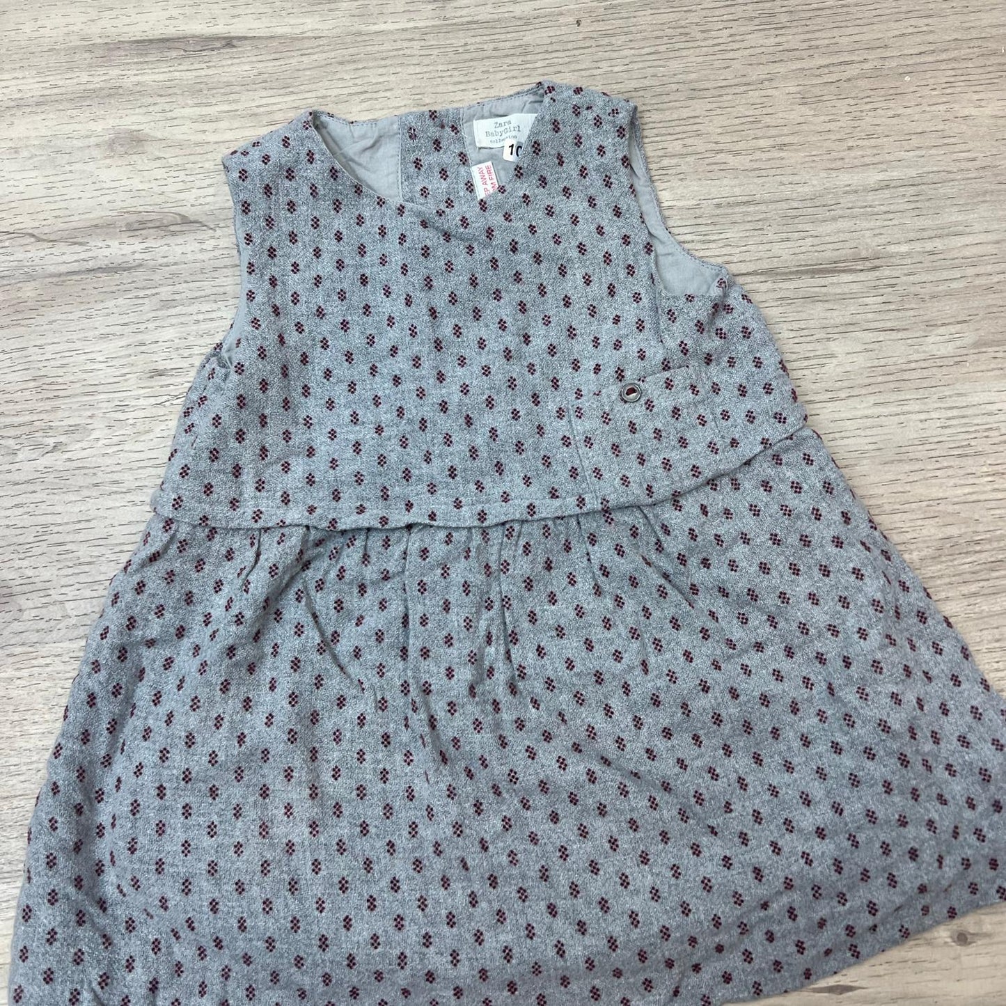 Robe Zara : 24 mois