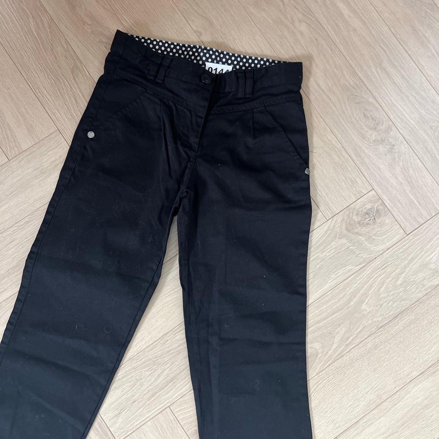 Pantalon court : 8 ans