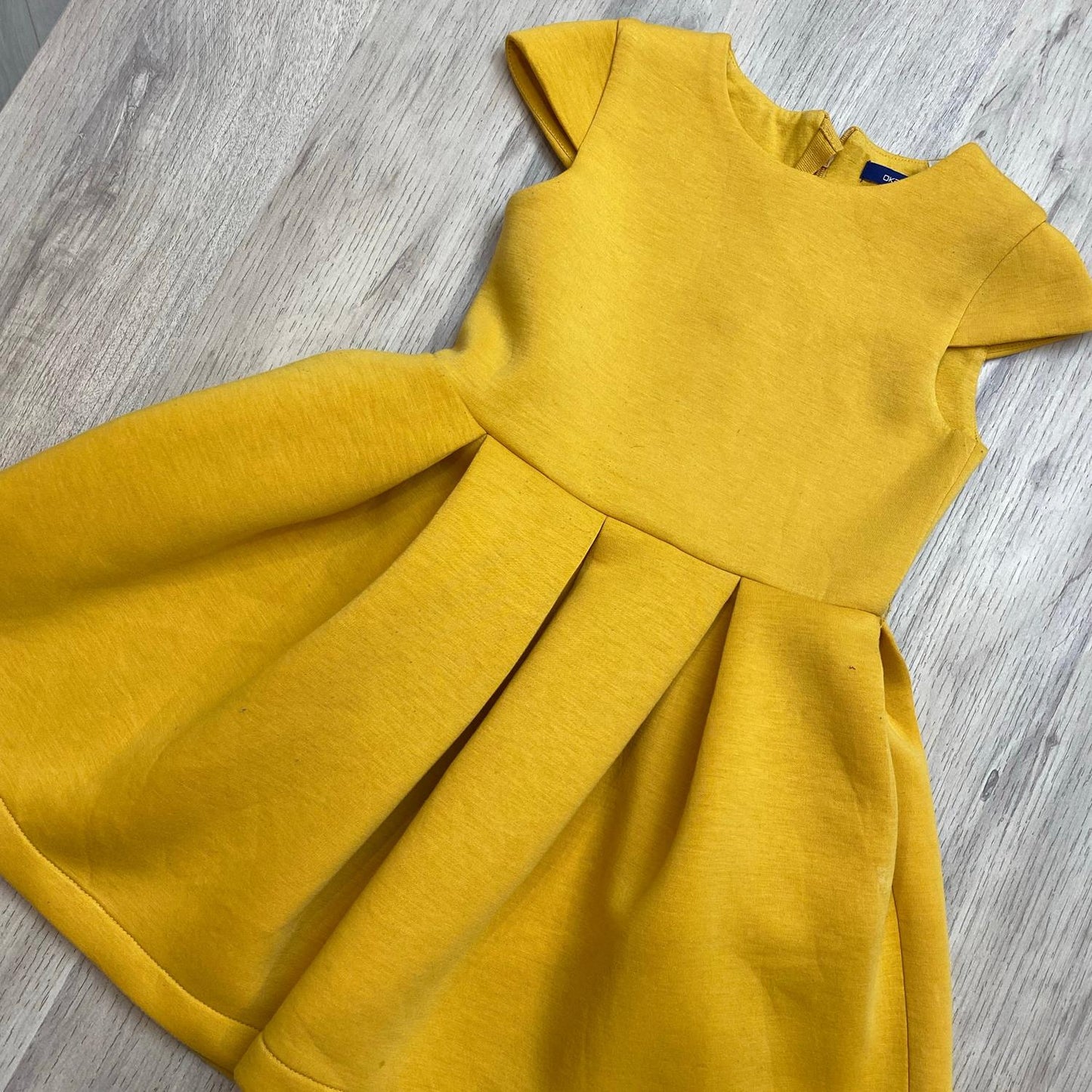 Robe Okaïdi : 8 ans