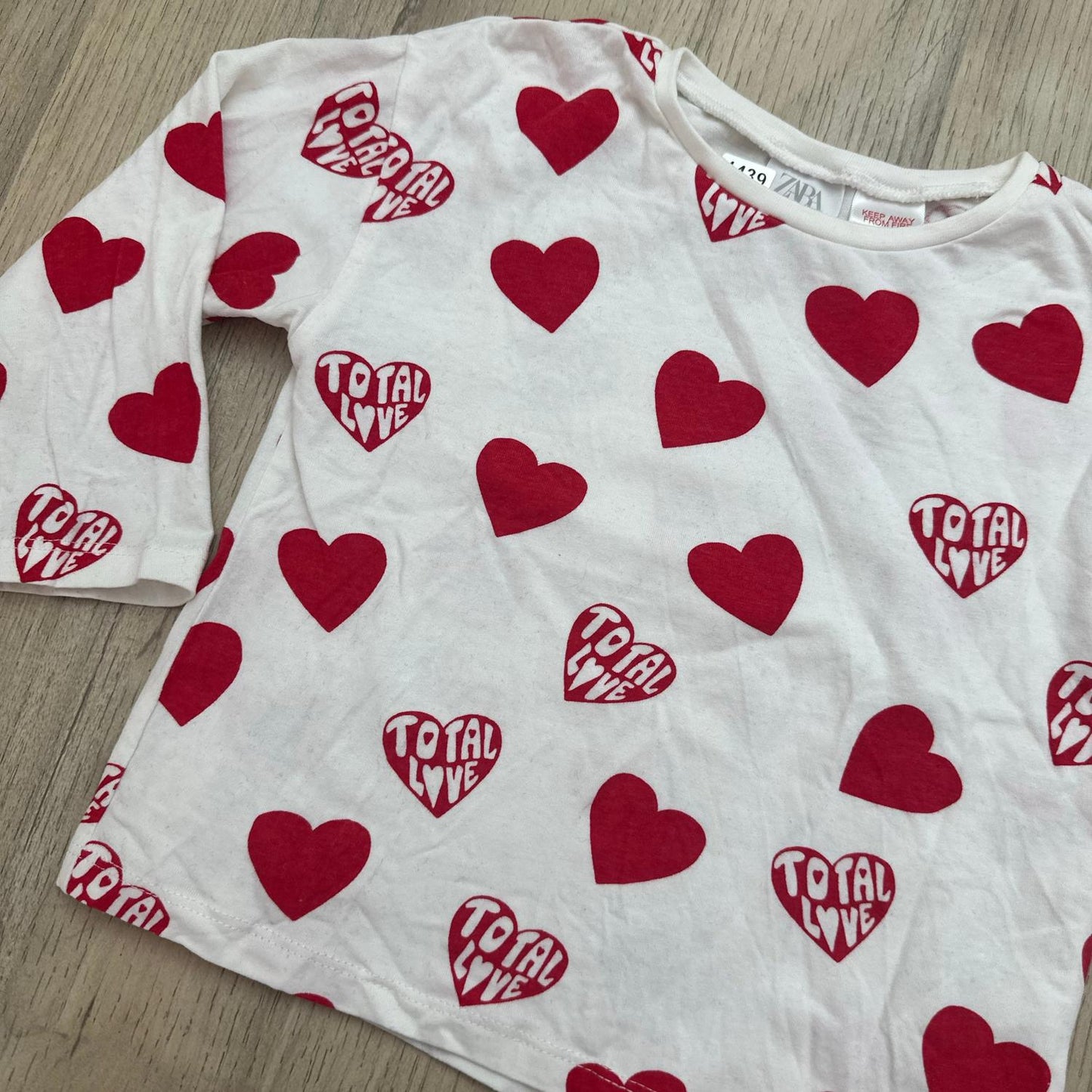 T-Shirt Zara : 24 mois