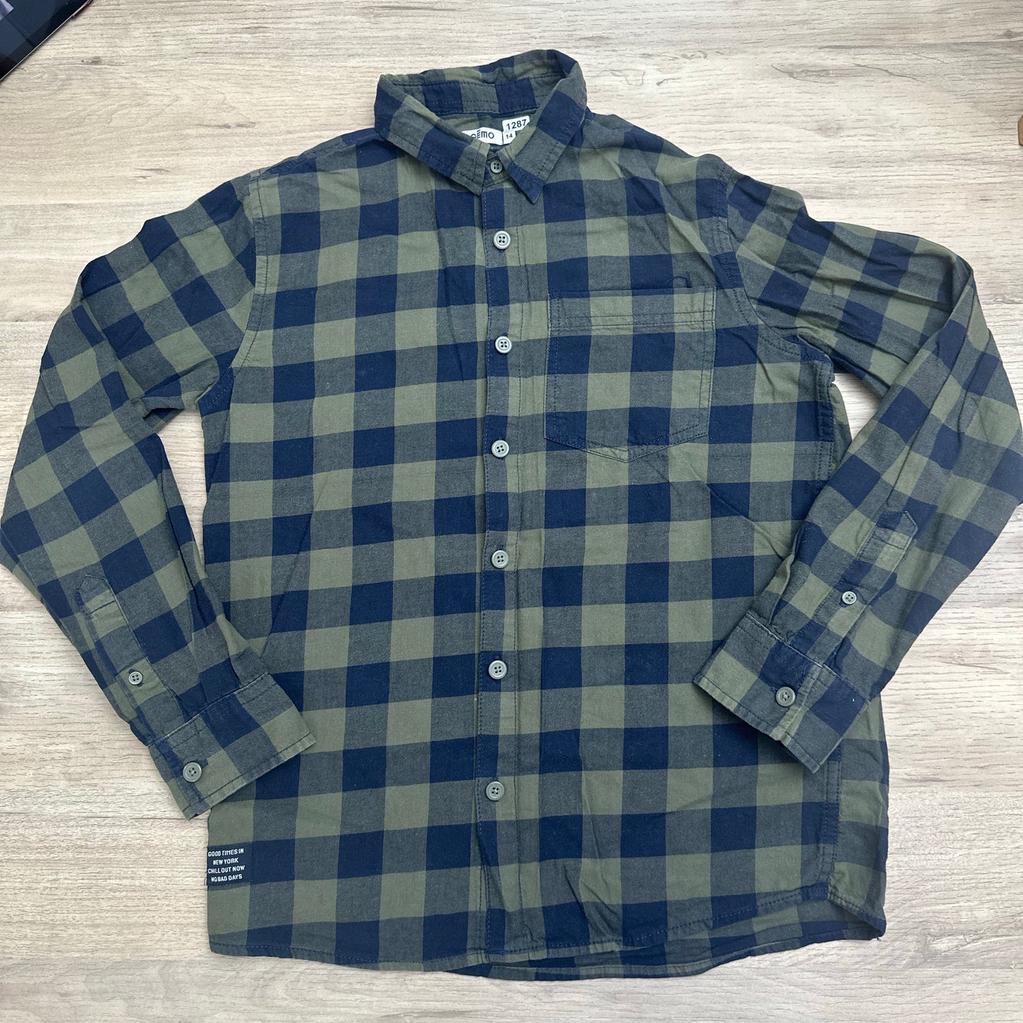 Chemise Gémo : 14 ans