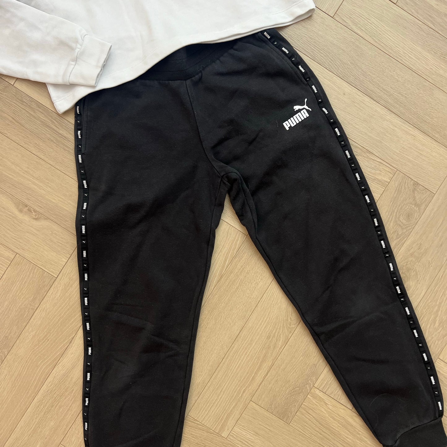 Tenue de sport Puma : 16 ans