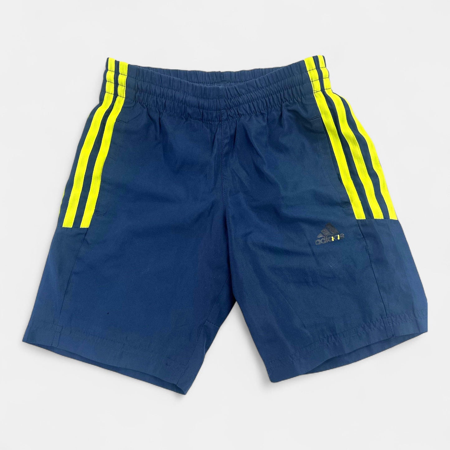 Short Adidas : 6 ans