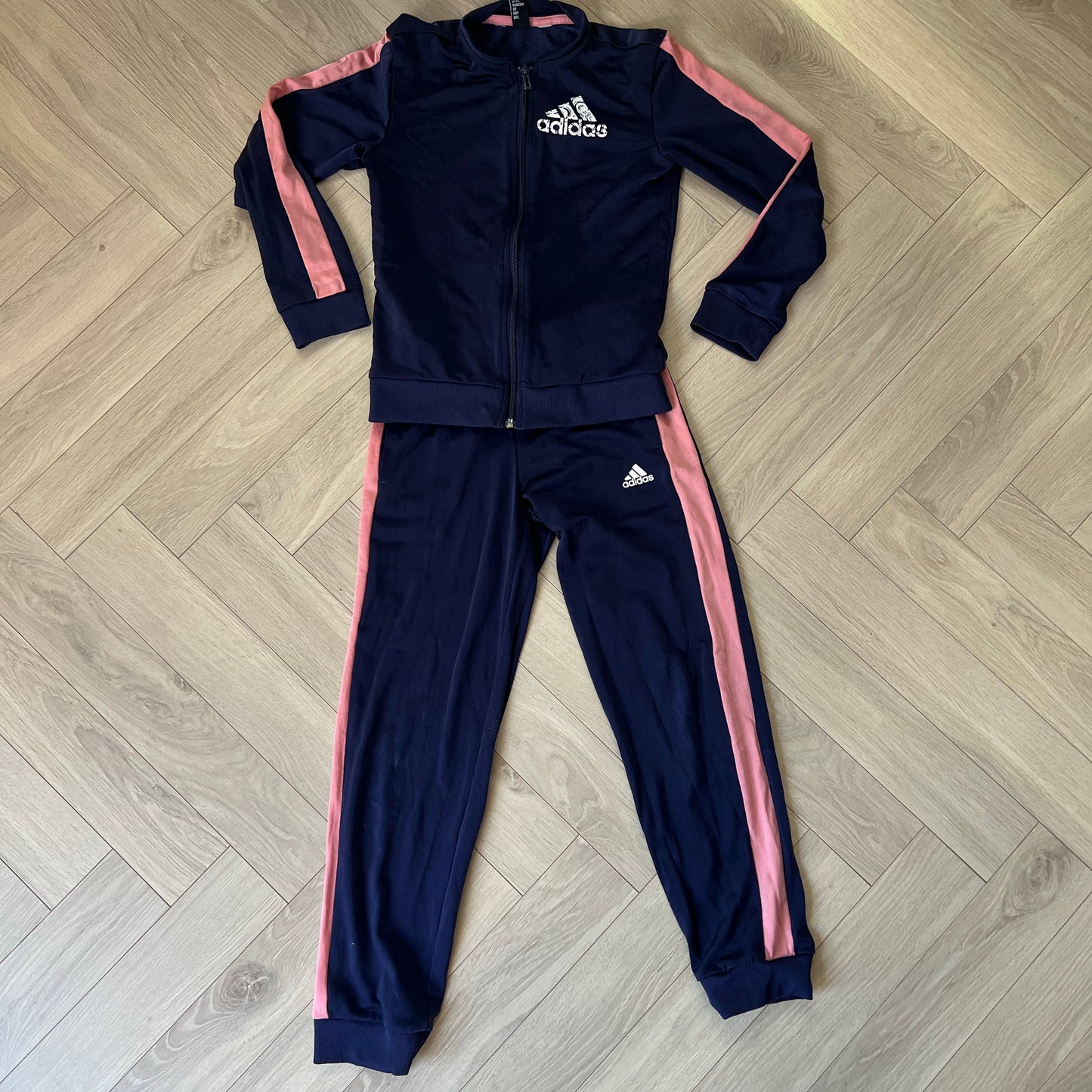 Survêtement Adidas : 10 ans