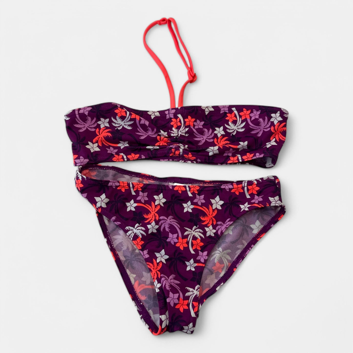 Maillot de bain : 8 ans