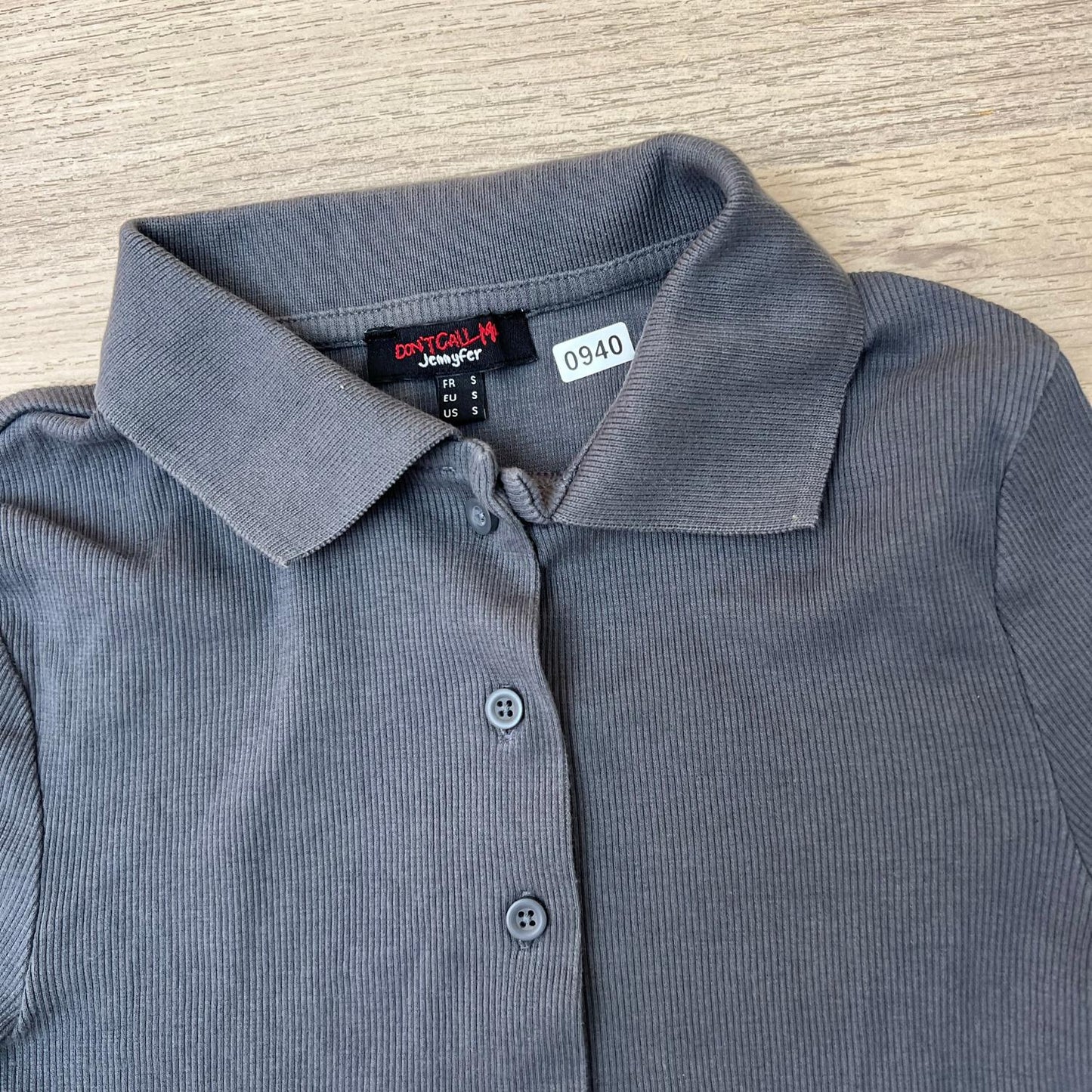 Chemise courte Jennyfer : 16 ans