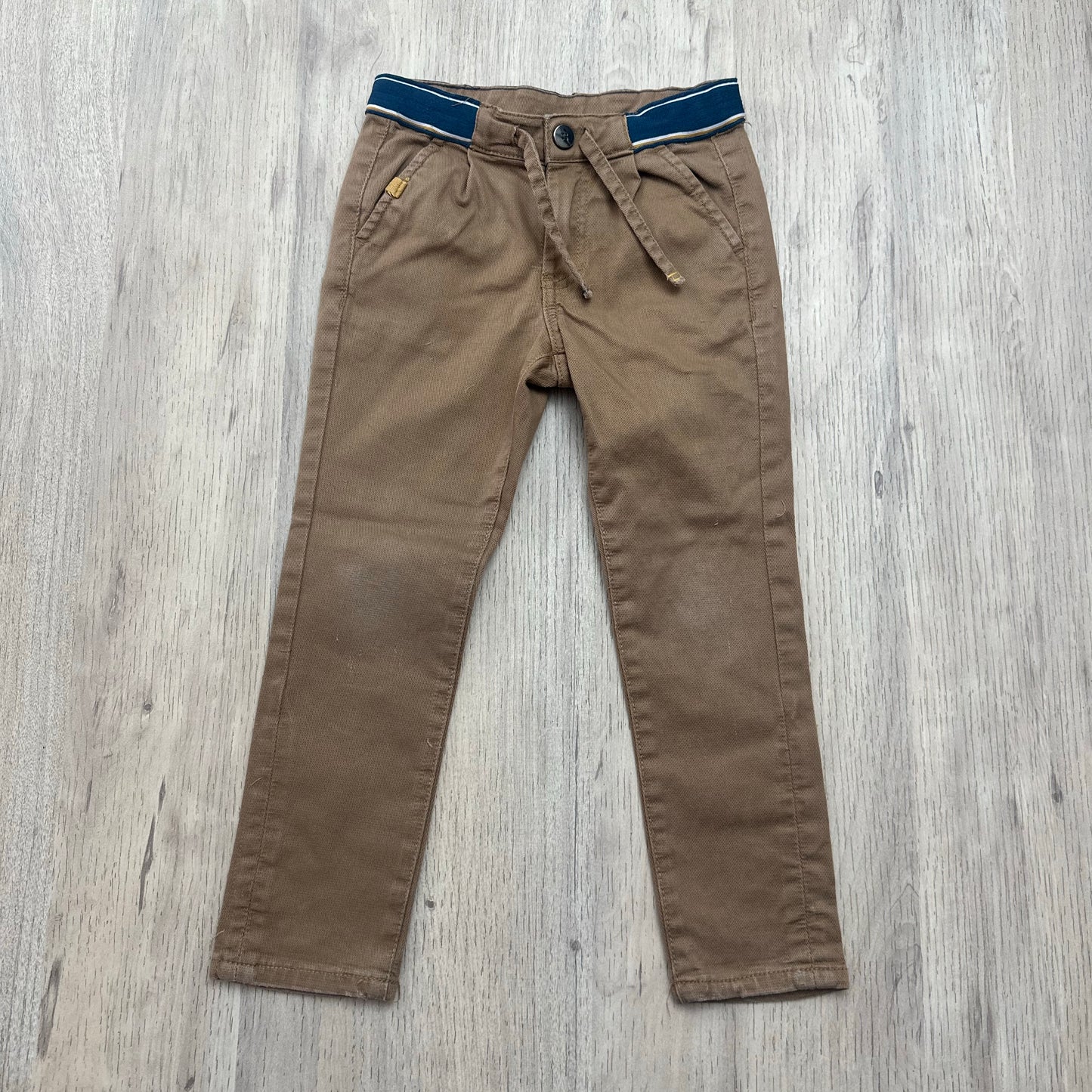 Pantalon chino Kiabi : 4 ans