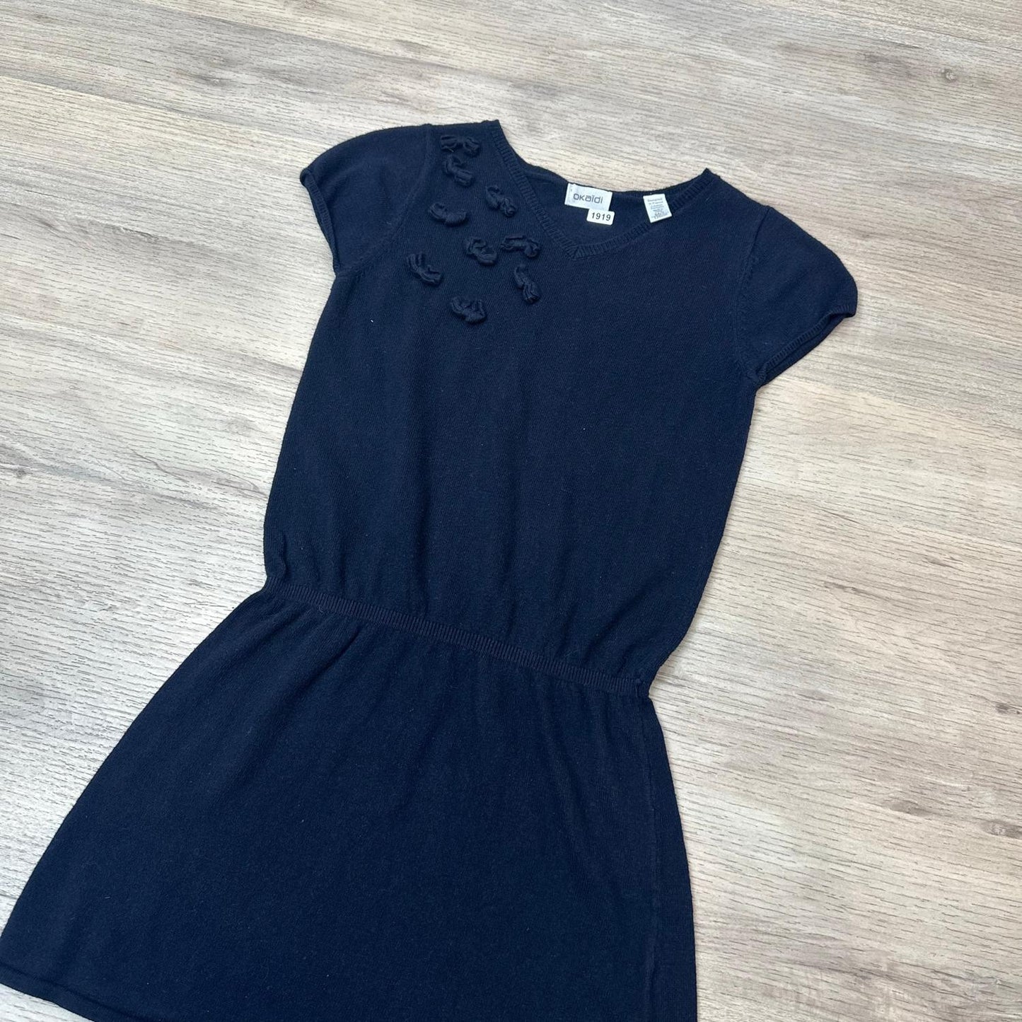 Robe. Pull Okaïdi : 8 ans