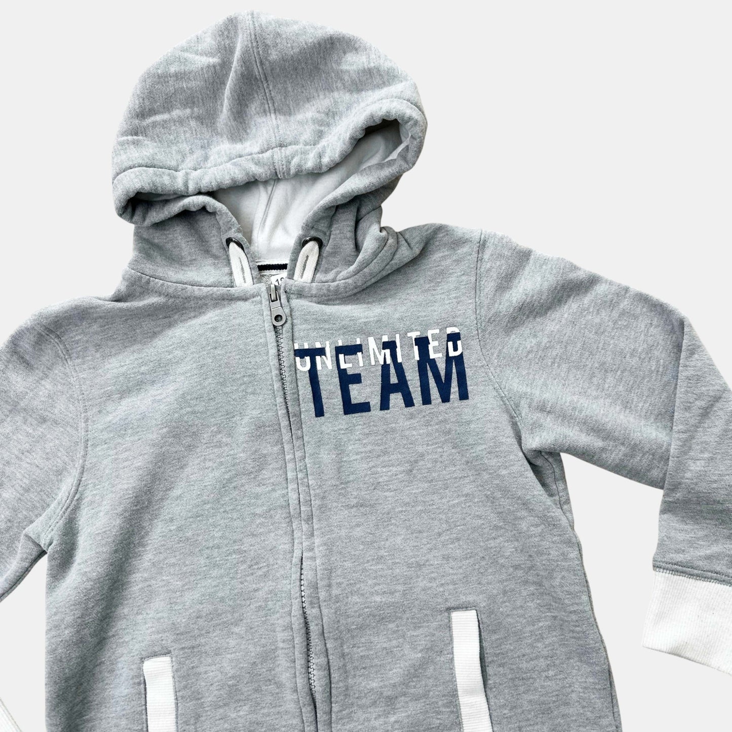 Gilet Okaïdi : 8 ans