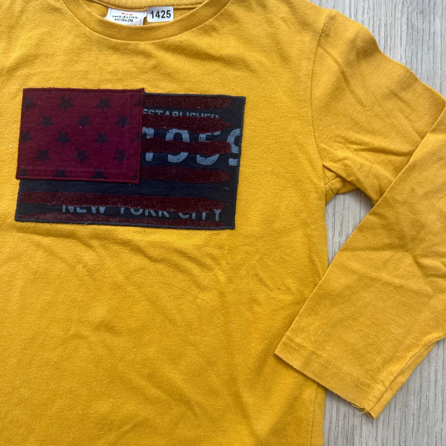 T-Shirt Tape à l'oeil : 4 ans