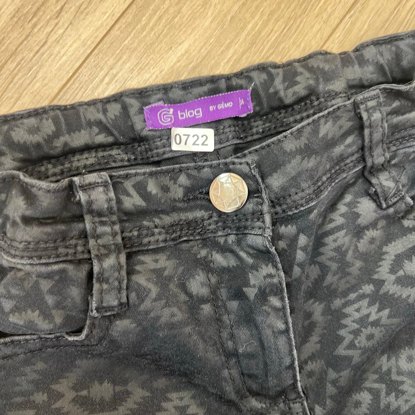 Pantalon Gémo : 10 ans