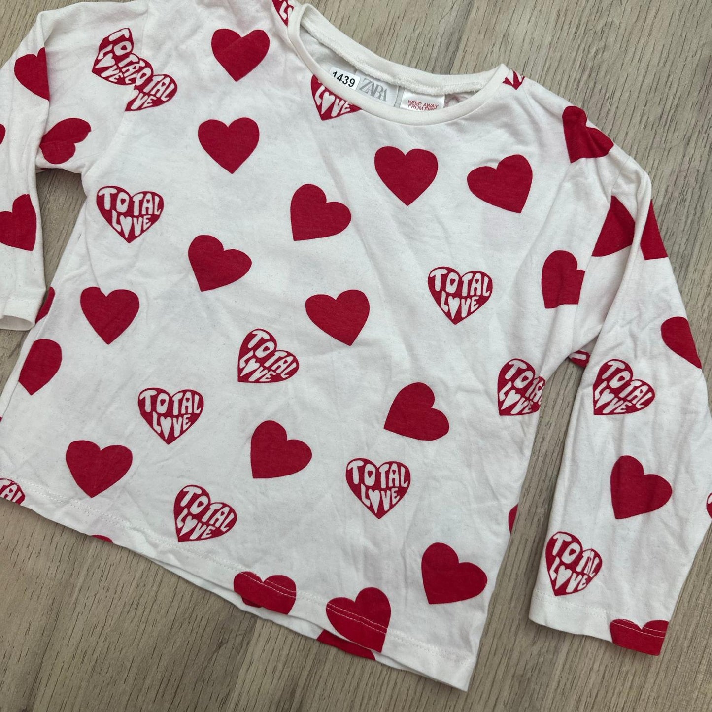 T-Shirt Zara : 24 mois