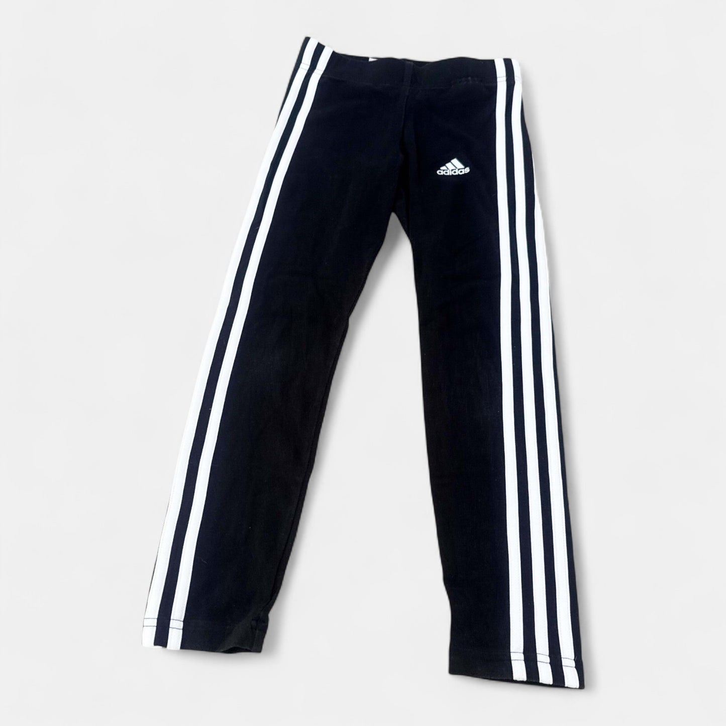 Pantalon Adidas : 8 ans