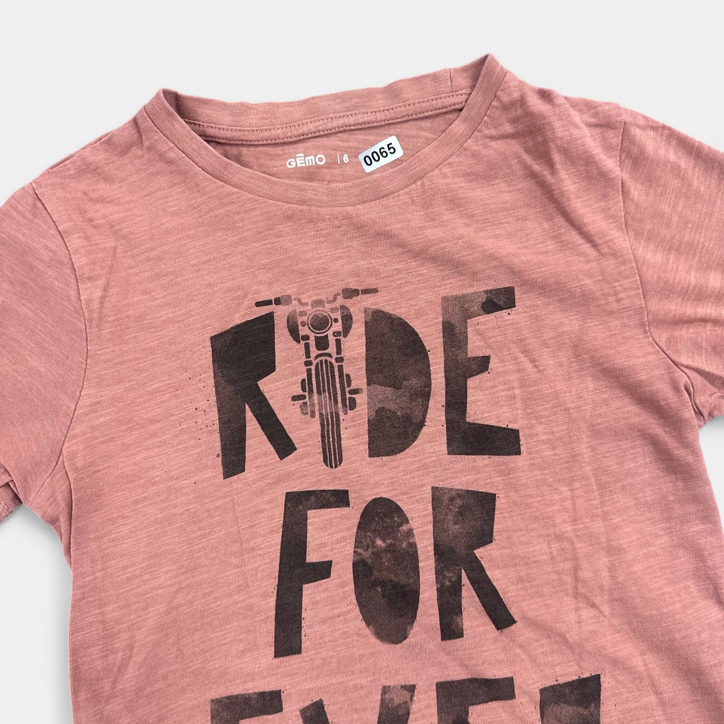 T-Shirt Gémo : 6 ans