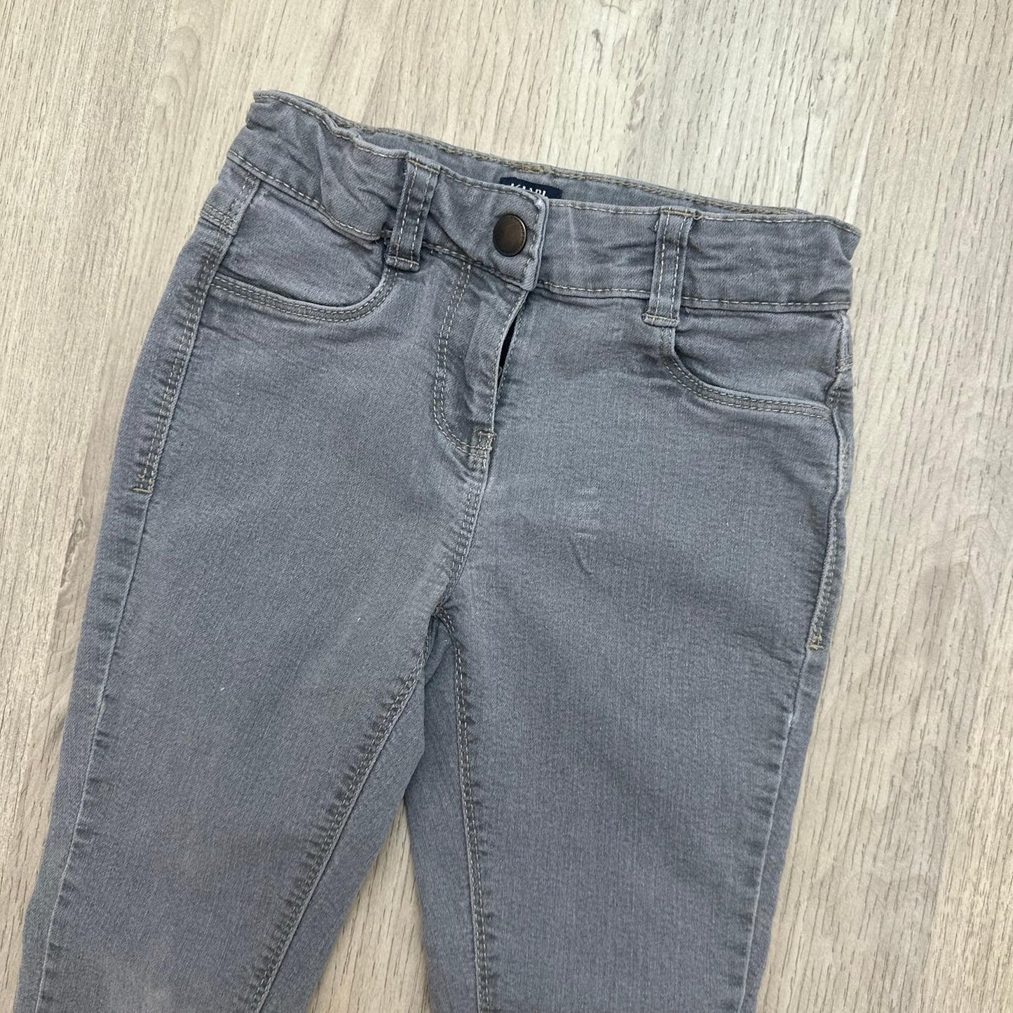 Pantalon slim fit Kiabi : 5 ans