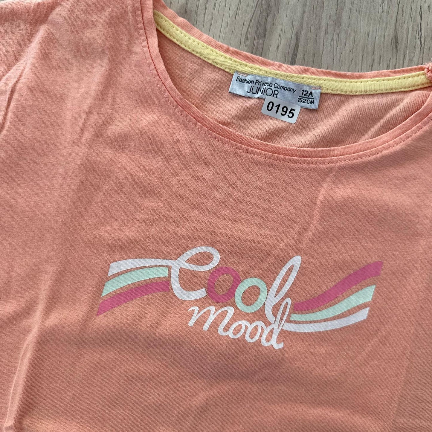 T-Shirt fashion private company : 12 ans