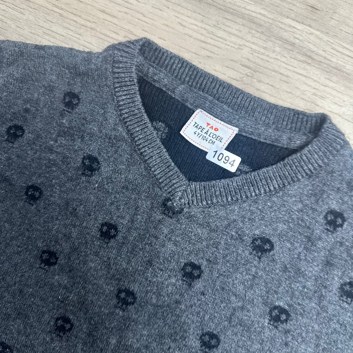 Pull Tape à l'oeil : 4 ans