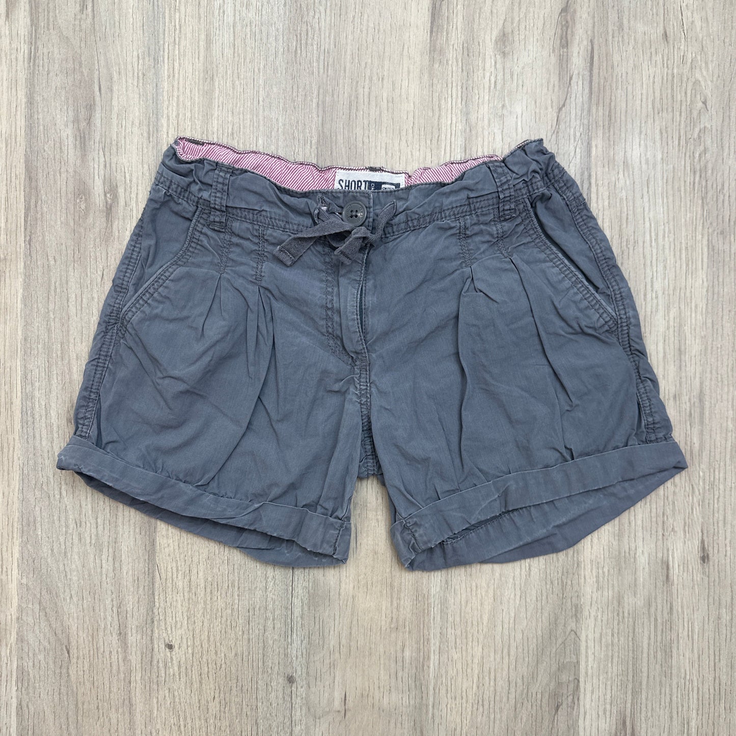 Short Okaidi : 8 ans
