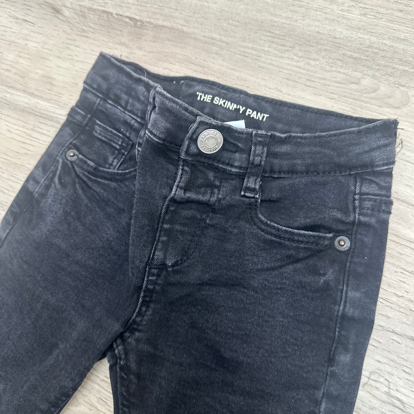 Pantalon Zara : 3 ans
