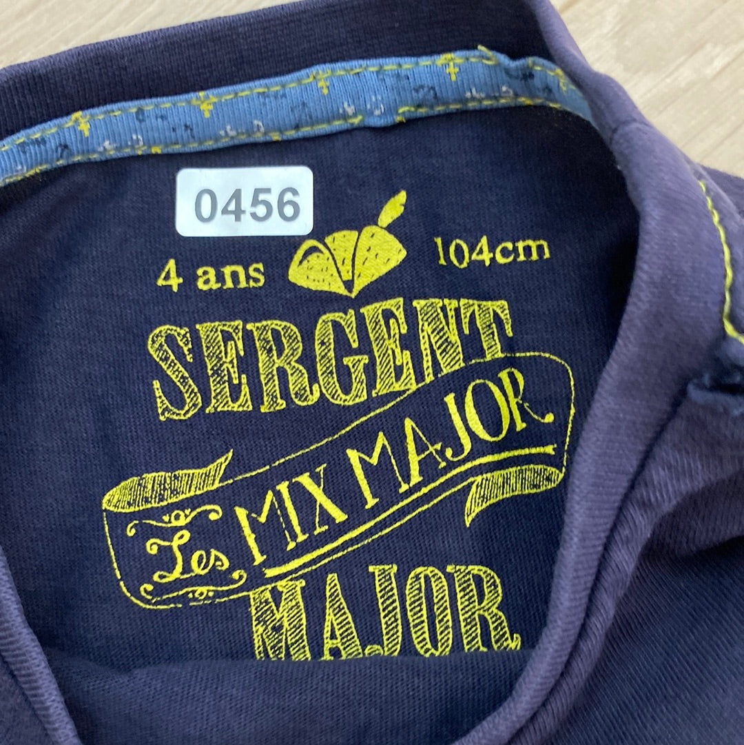 T-shirt sergent, major : 4 ans