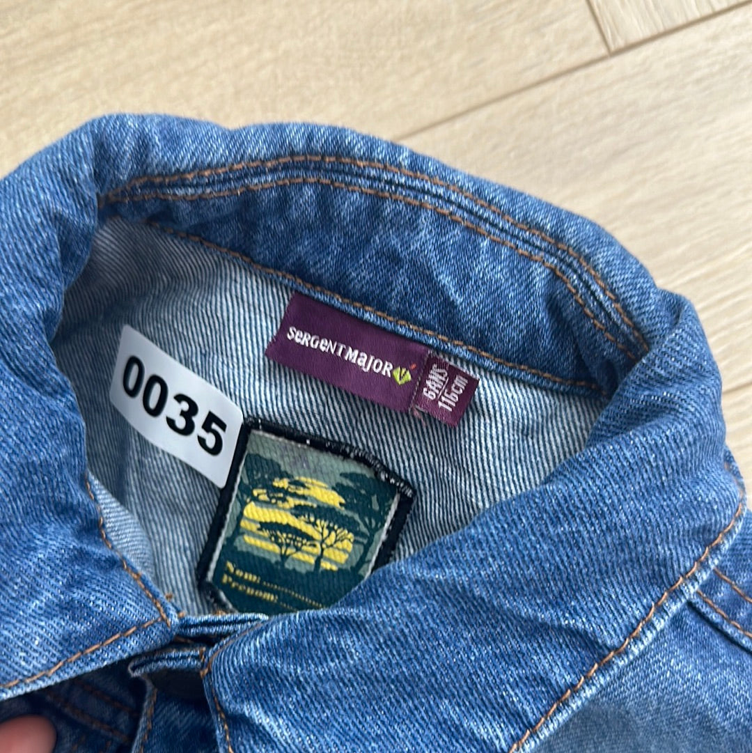 Veste en jean, sergent Major : 6 ans