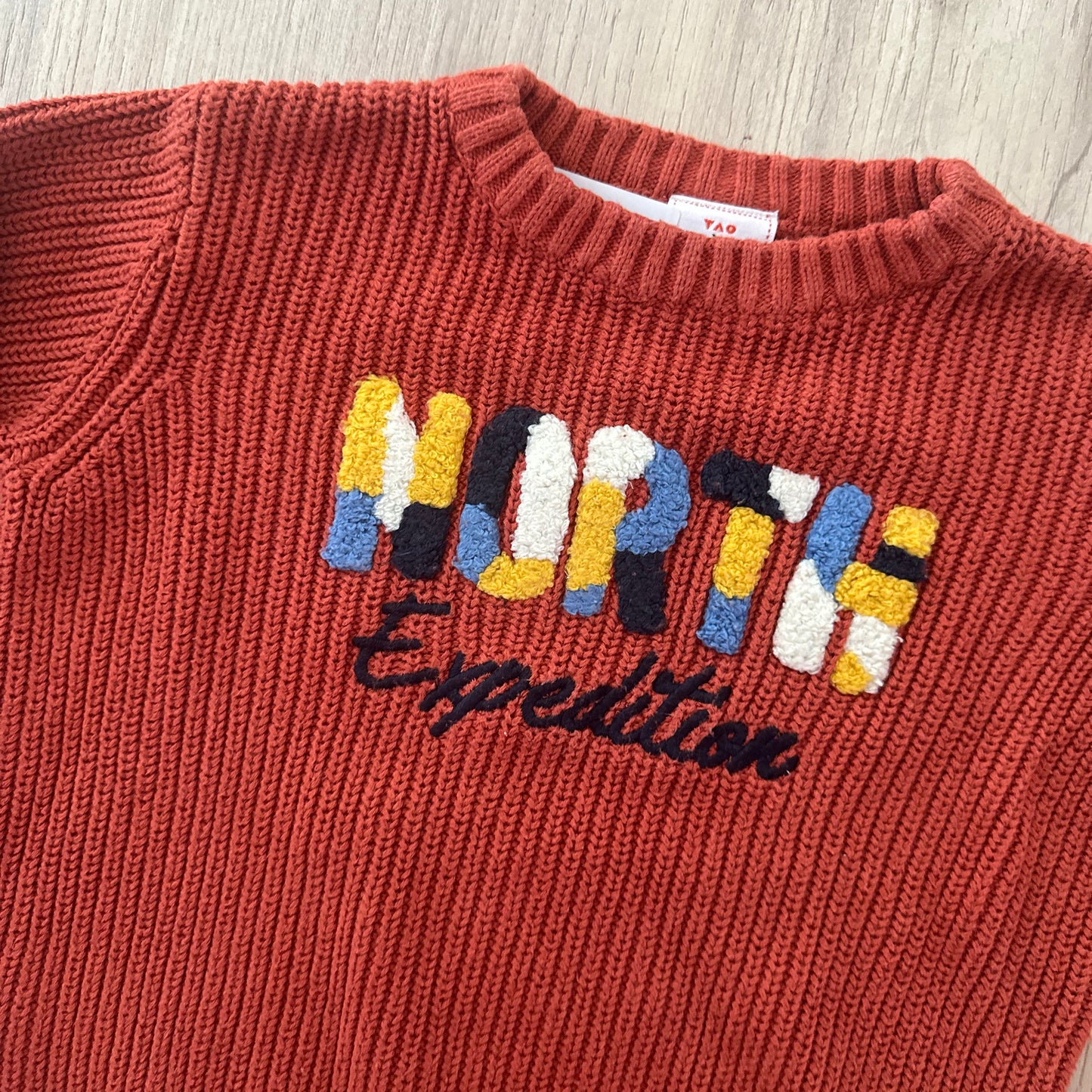 Pull Tape à l'oeil : 4 ans