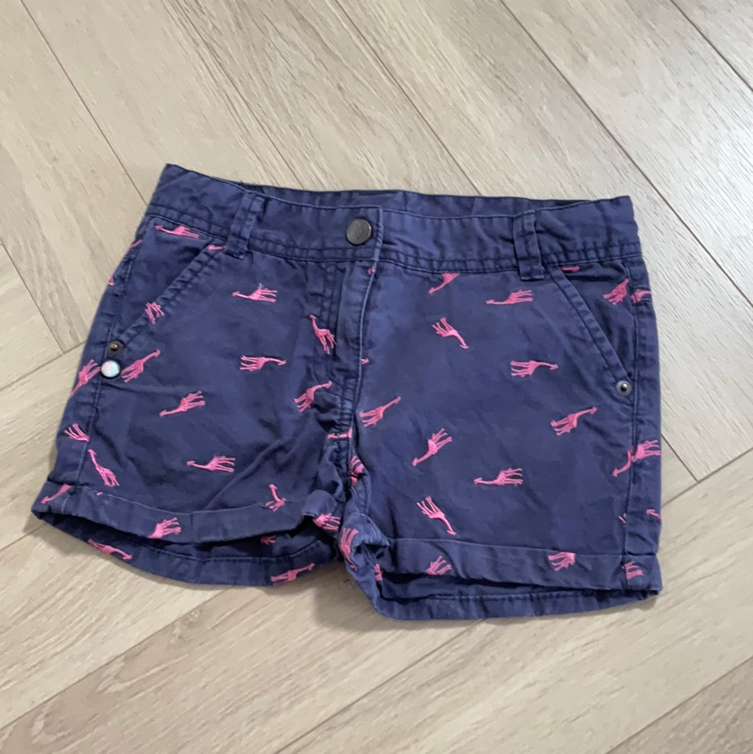 Short NKY : 6 ans