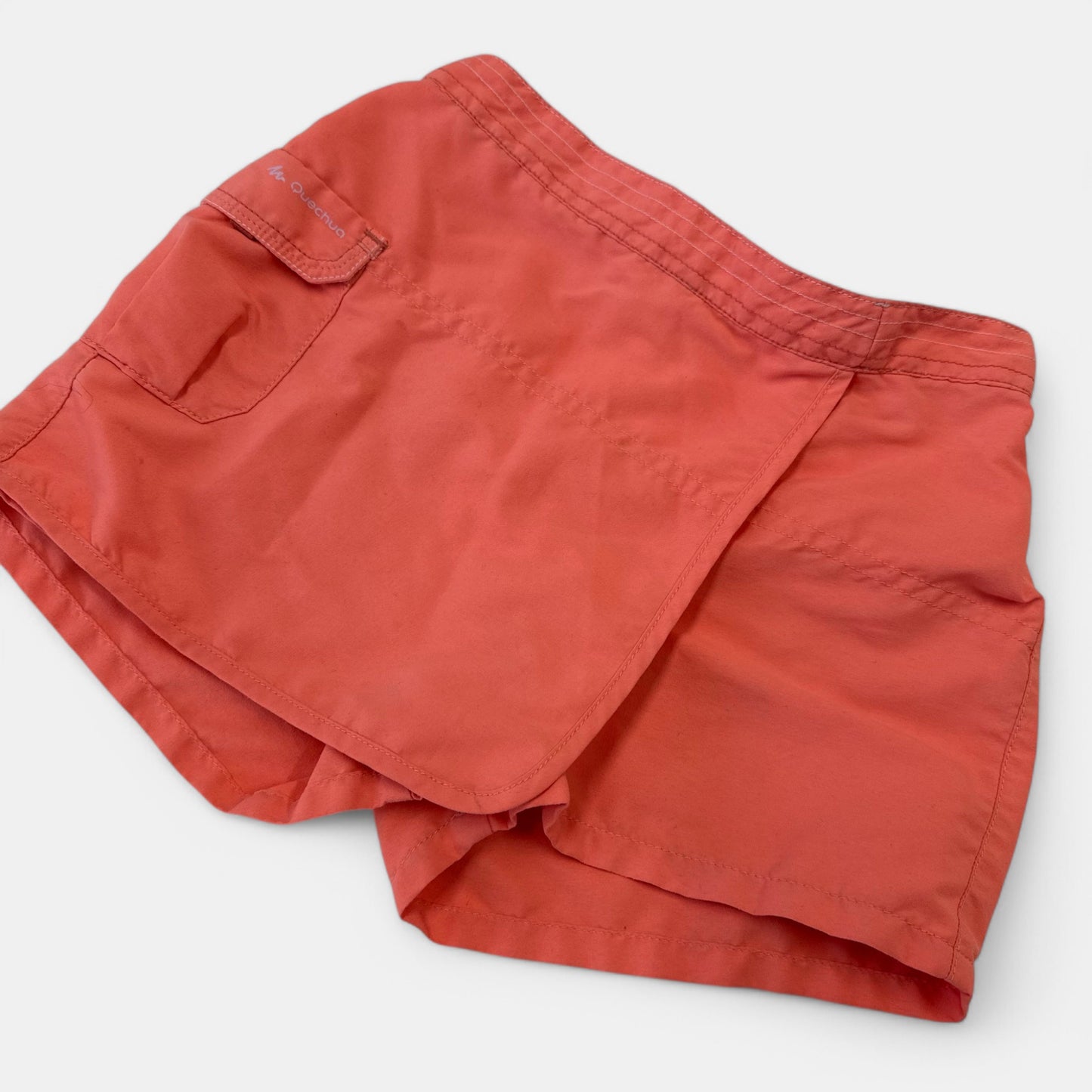 Short jupe Décathlon : 6 ans