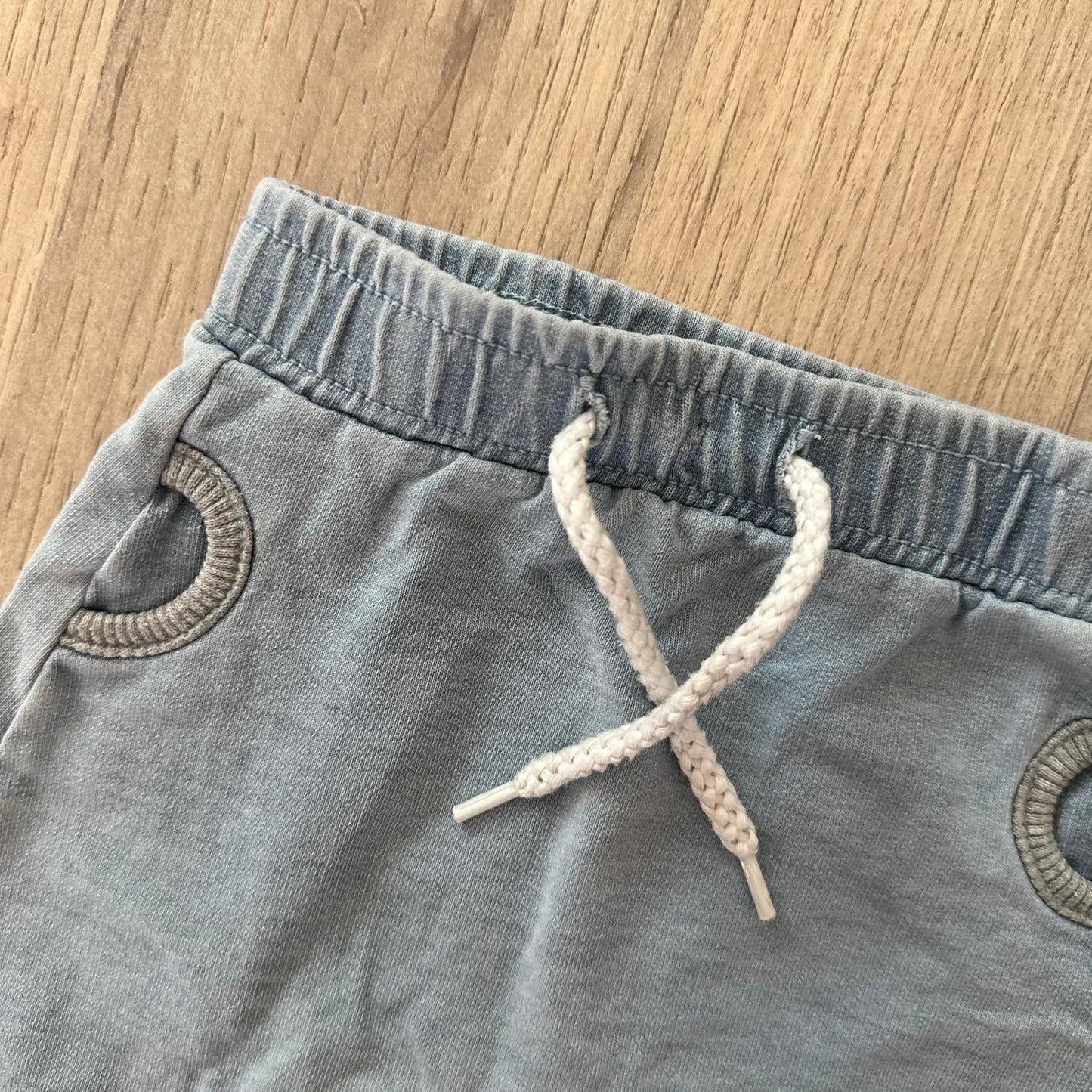 Pantalon Kiabi : 1 mois