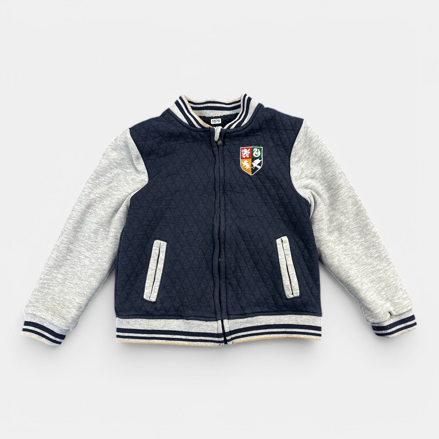 Teddy Harry Potter : 8 ans
